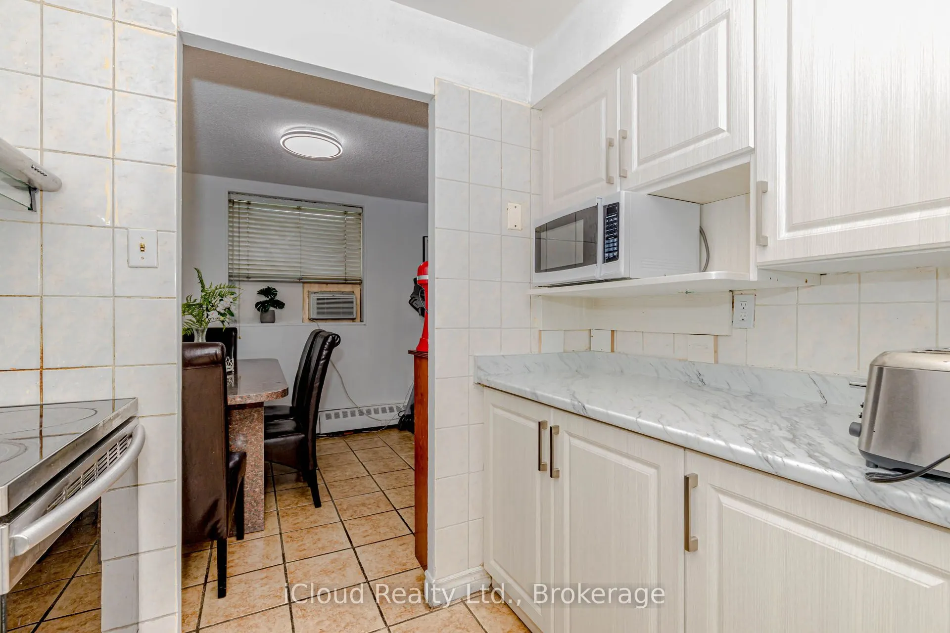 3555 Derry Road E, #103