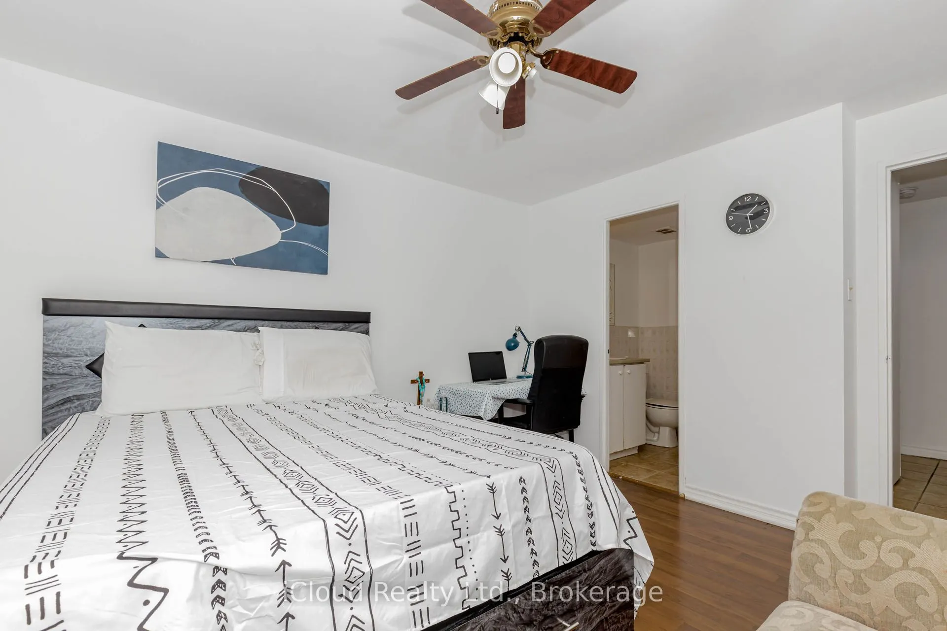 3555 Derry Road E, #103