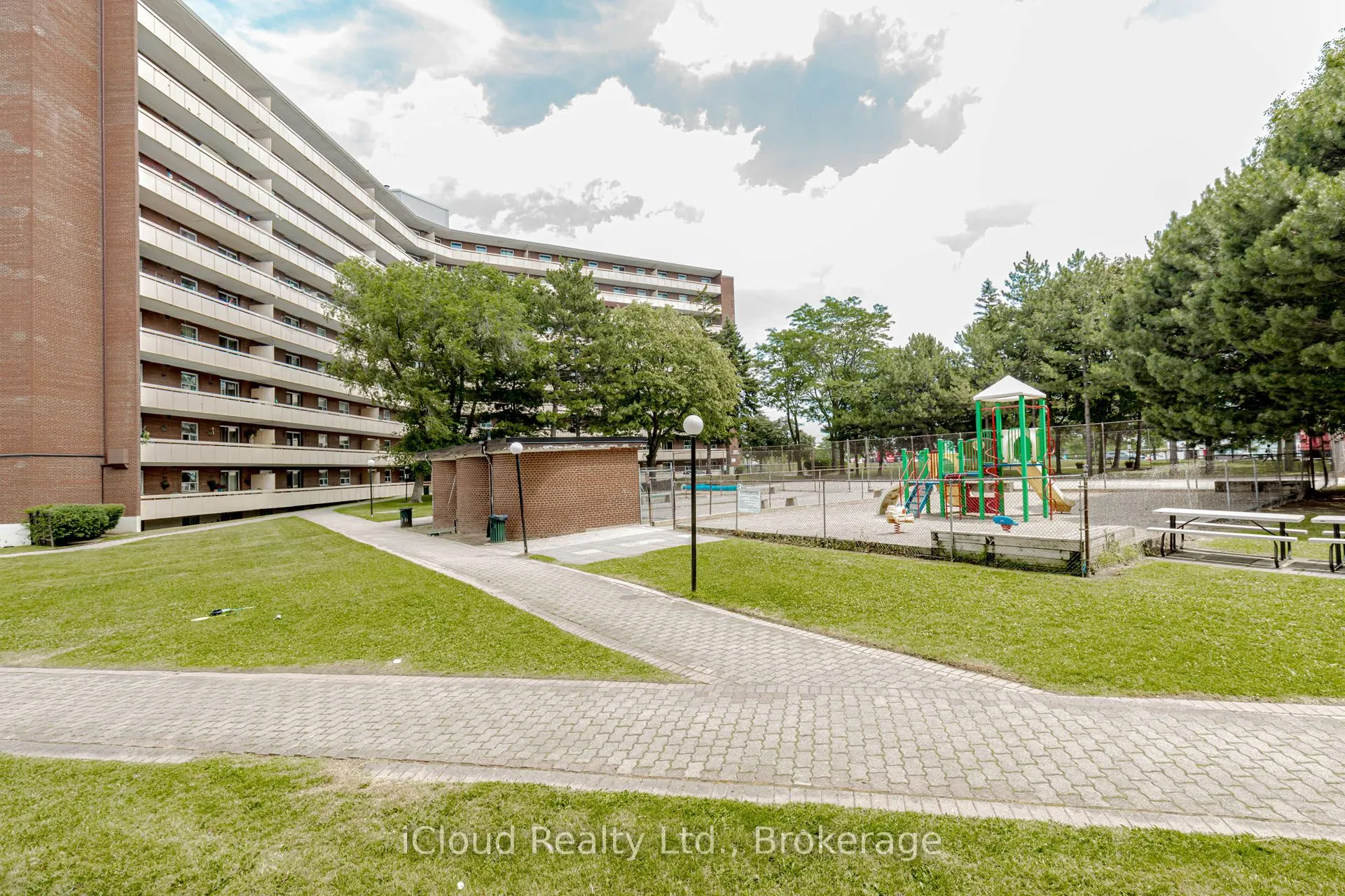 3555 Derry Road E, #103