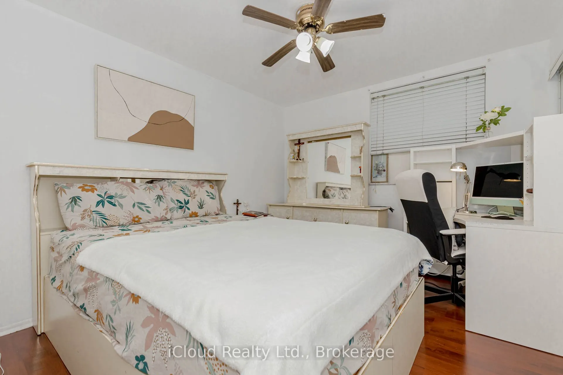 3555 Derry Road E, #103