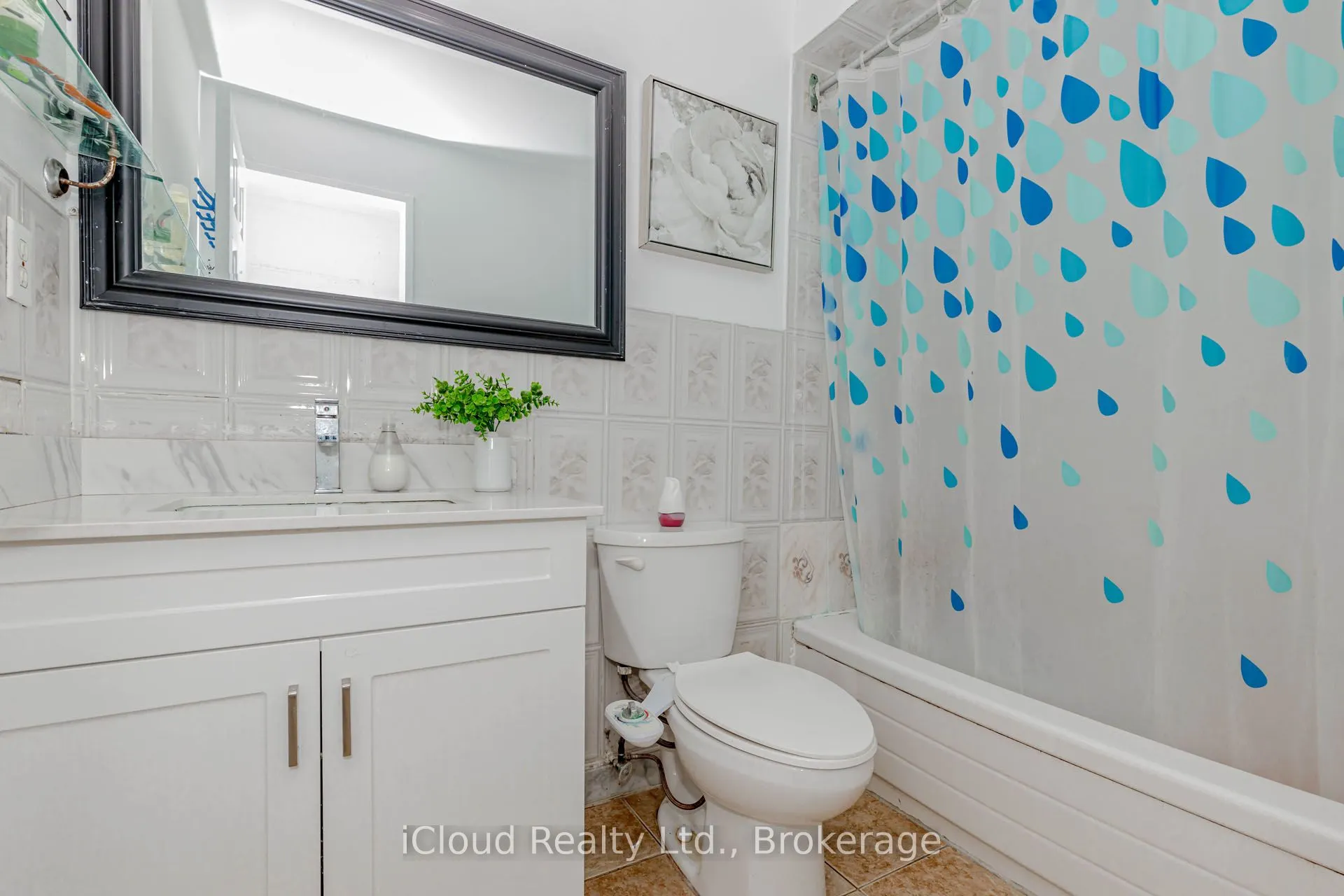 3555 Derry Road E, #103
