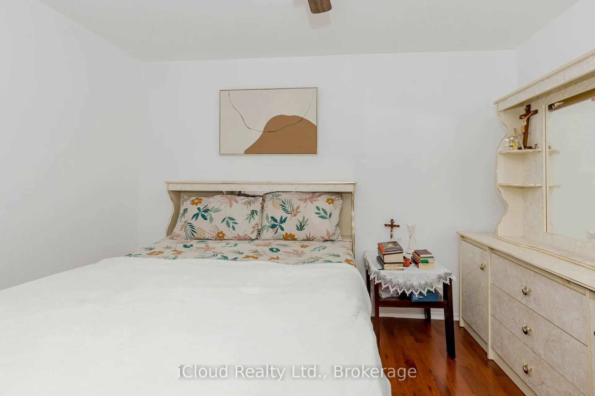 3555 Derry Road E, #103