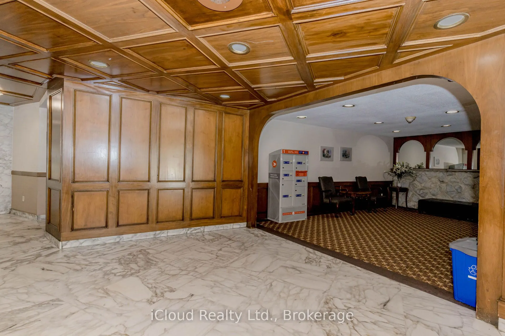 3555 Derry Road E, #103