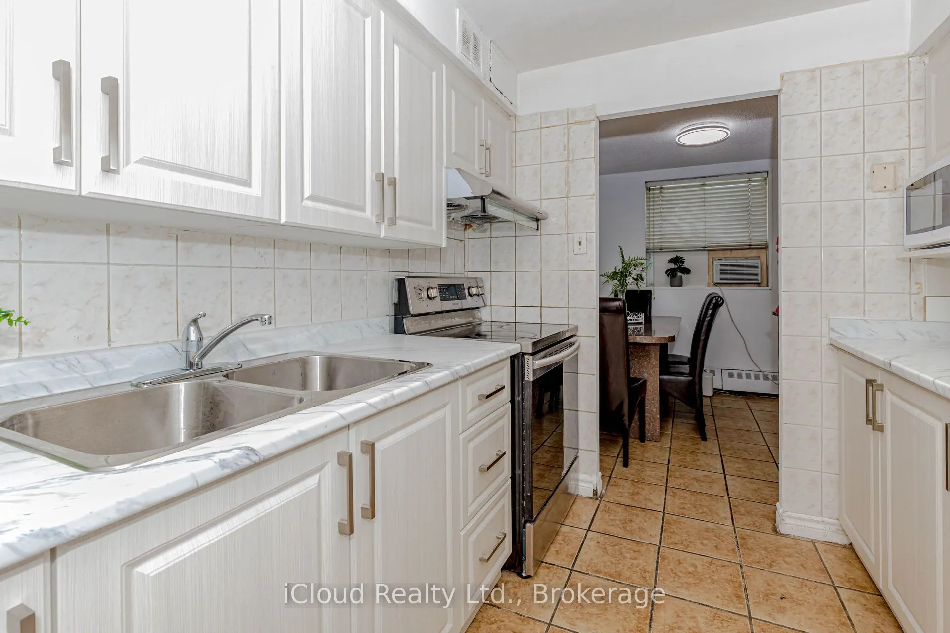 3555 Derry Road E, #103