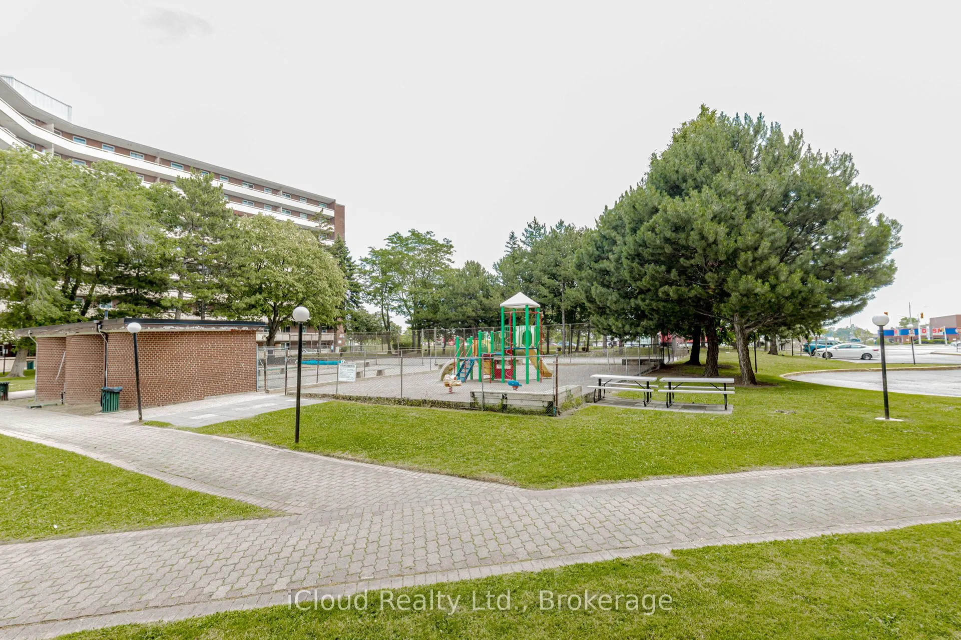 3555 Derry Road E, #103