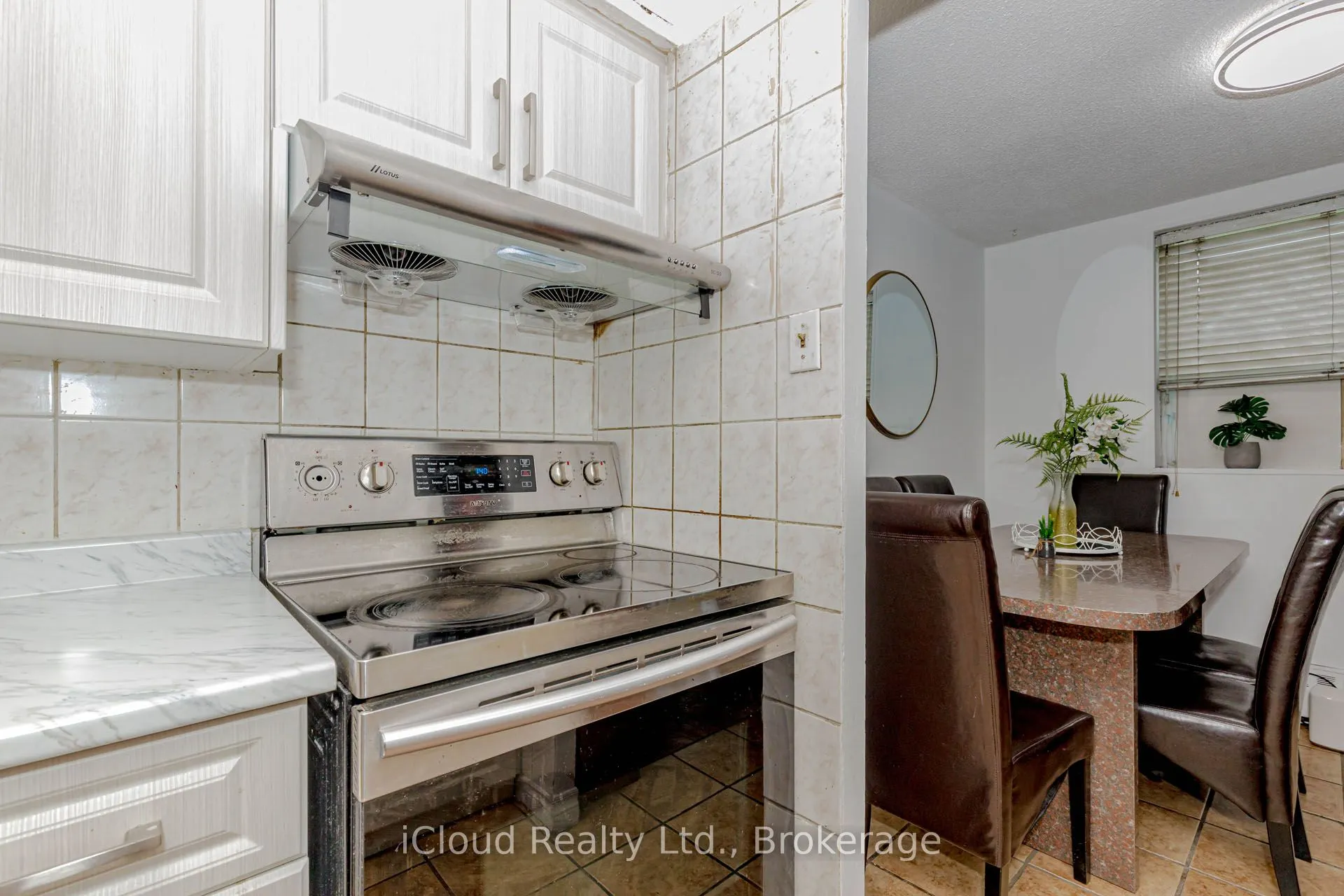 3555 Derry Road E, #103