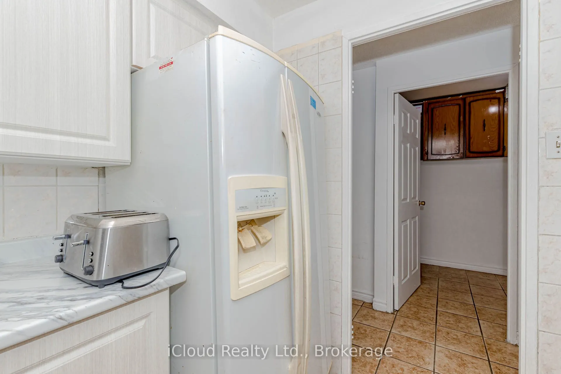 3555 Derry Road E, #103