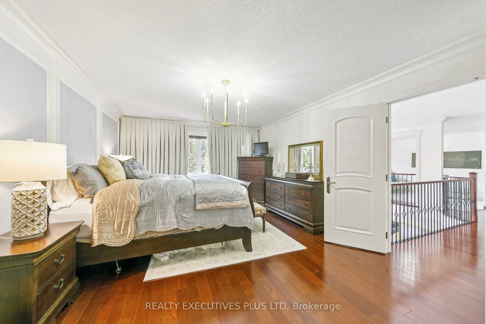 4649 Simmons Road