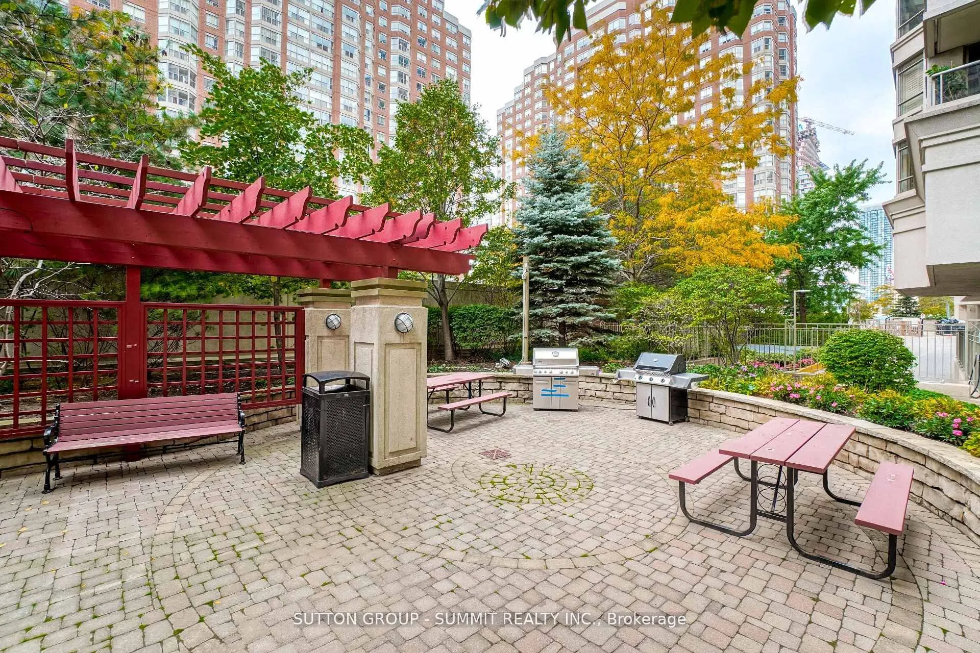 310 BURNHAMTHORPE Road W, #2310