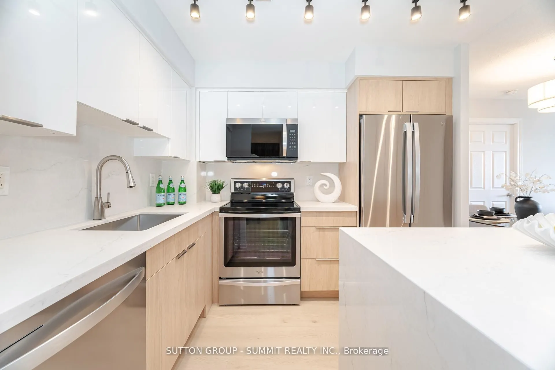 310 BURNHAMTHORPE Road W, #2310