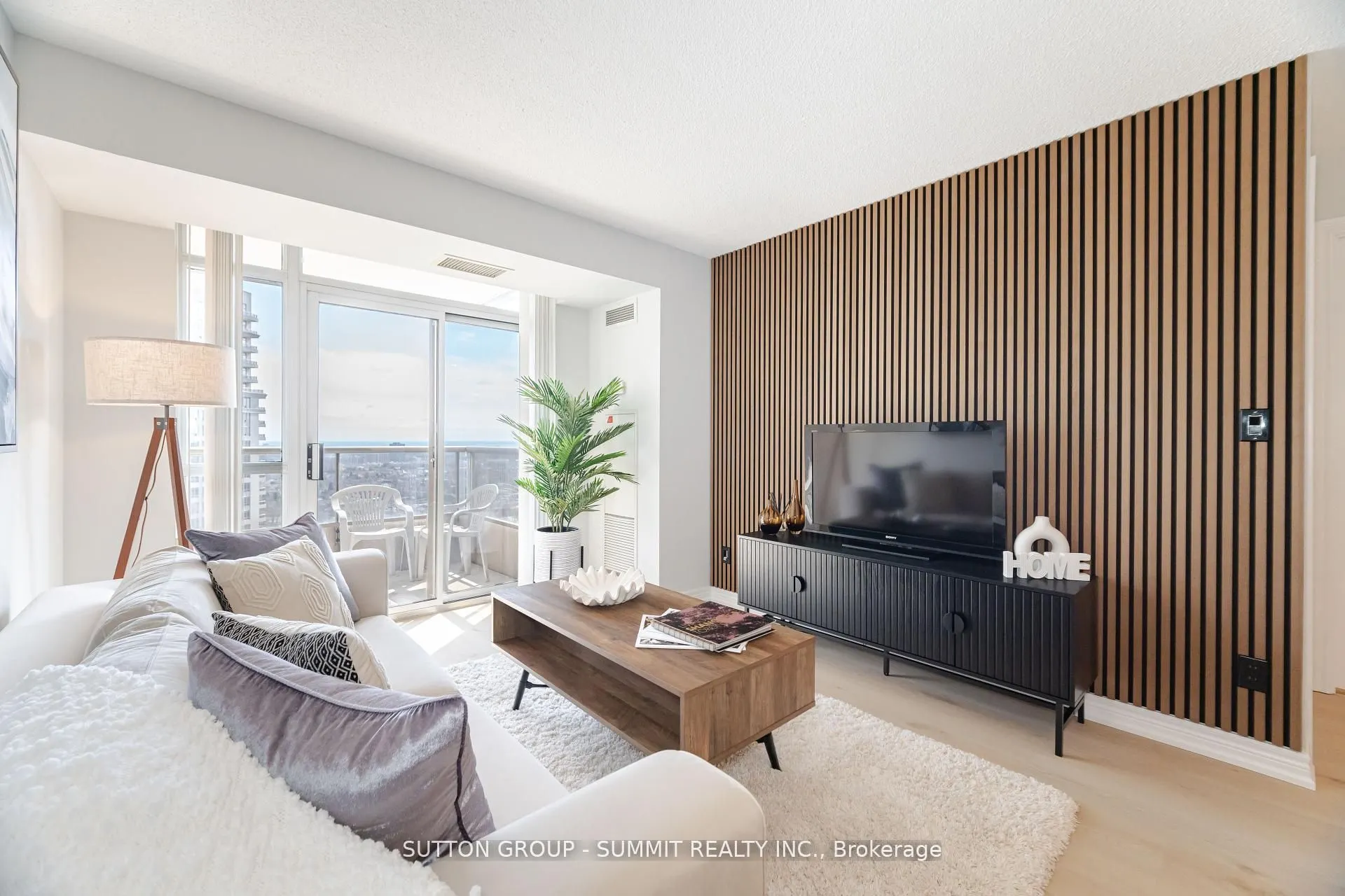 310 BURNHAMTHORPE Road W, #2310