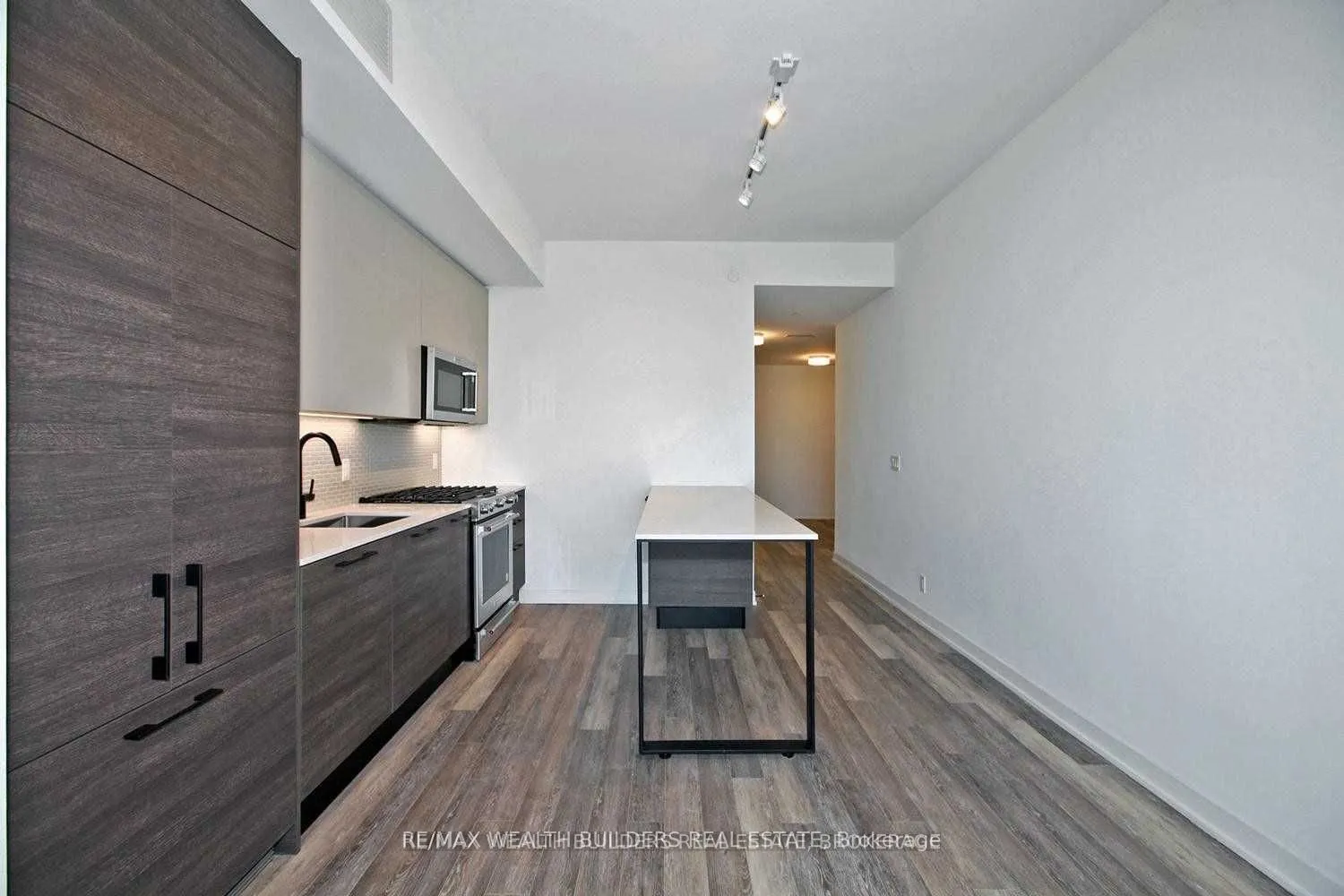 2118 Bloor Street W, #511