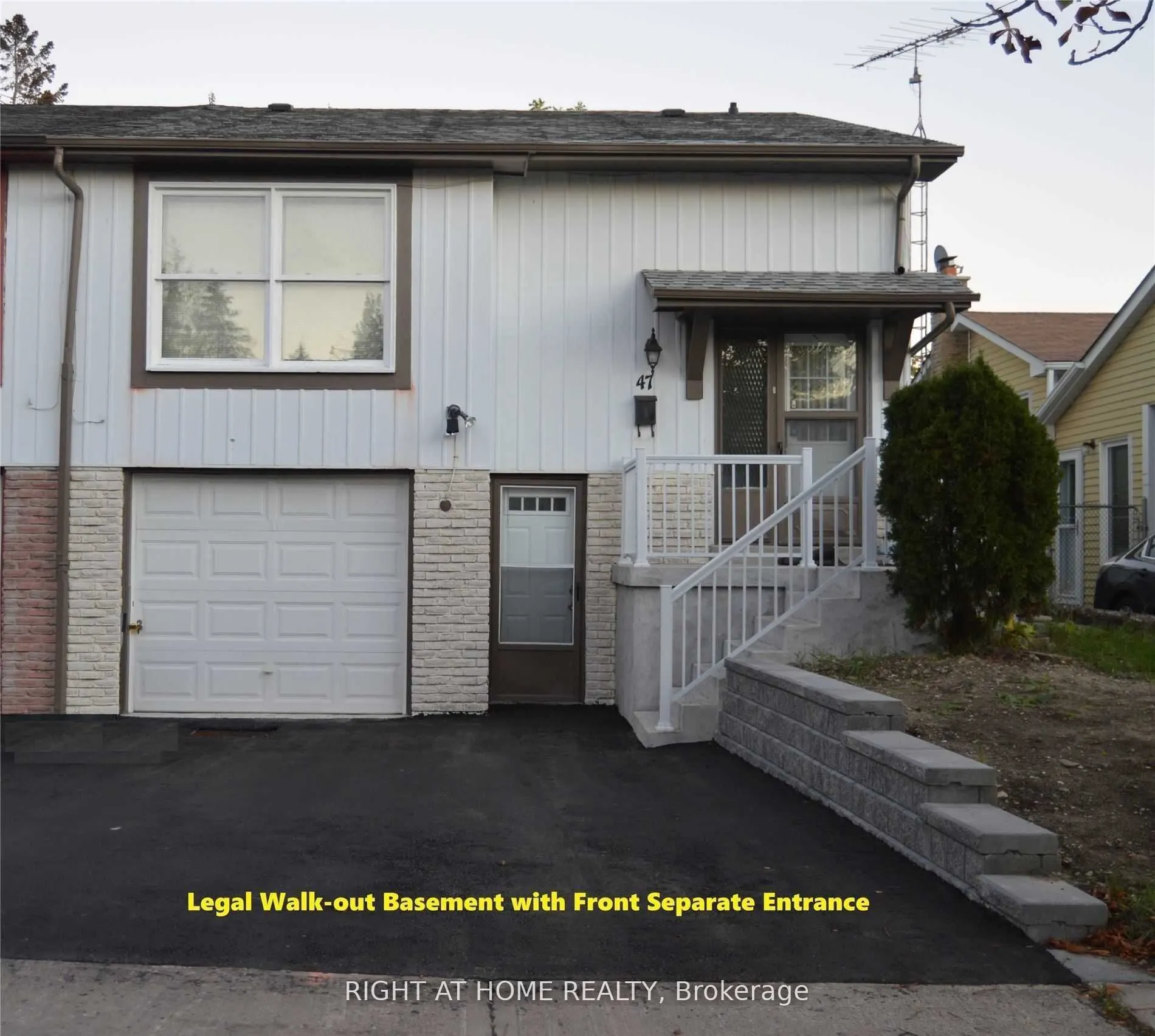47 Salisbury Circle, #Upper