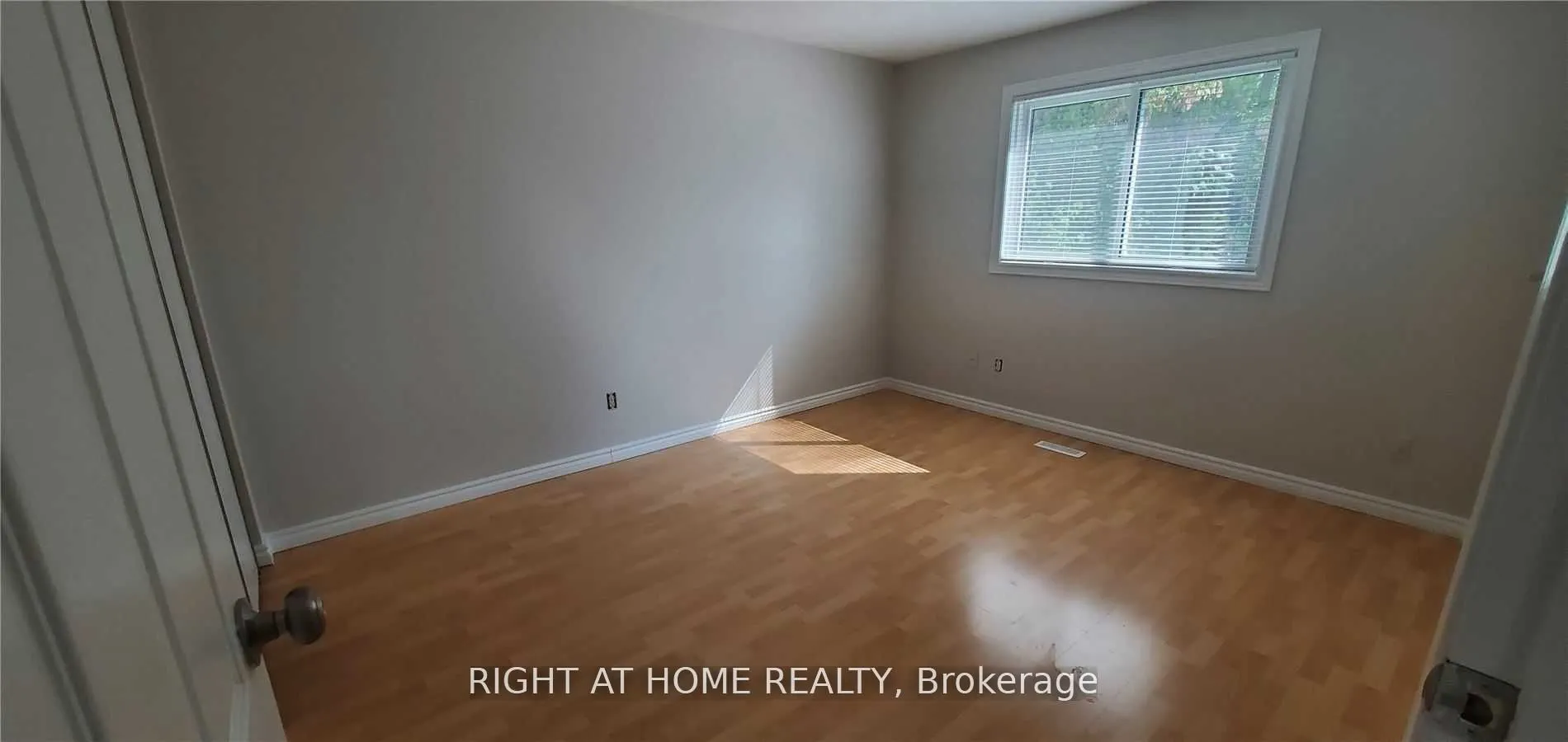 47 Salisbury Circle, #Upper