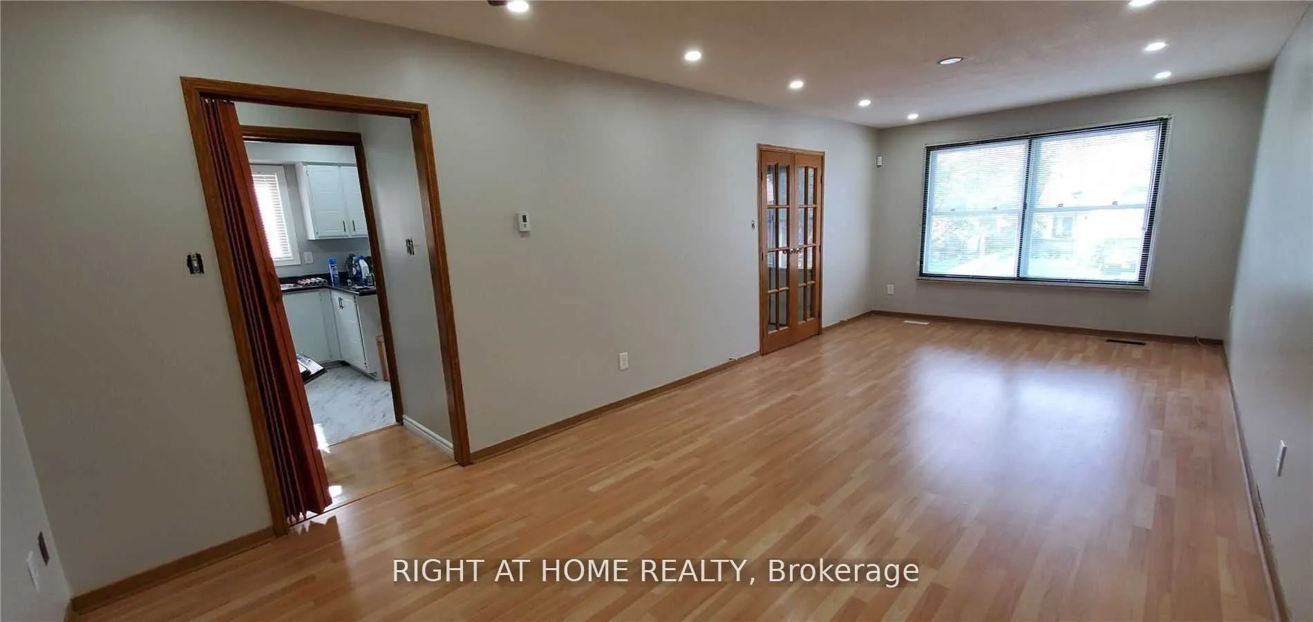 47 Salisbury Circle, #Upper