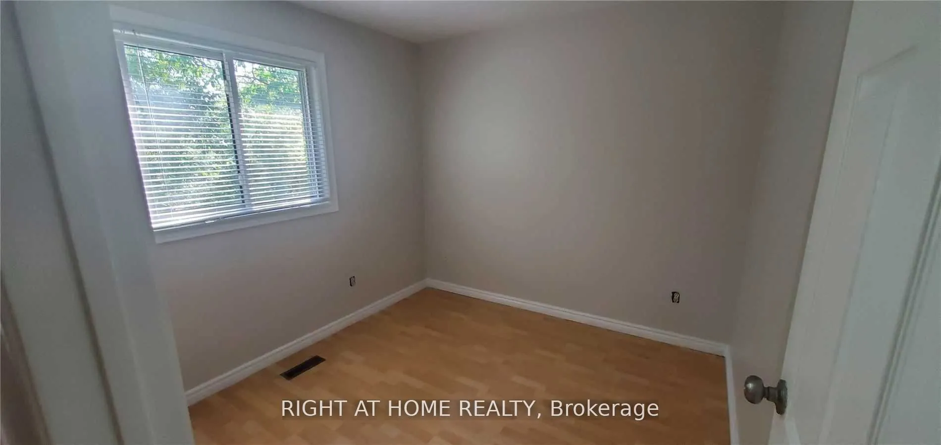 47 Salisbury Circle, #Upper