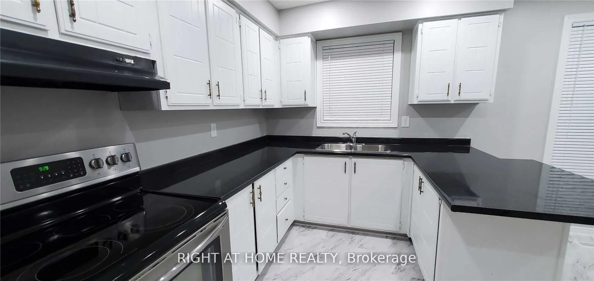 47 Salisbury Circle, #Upper