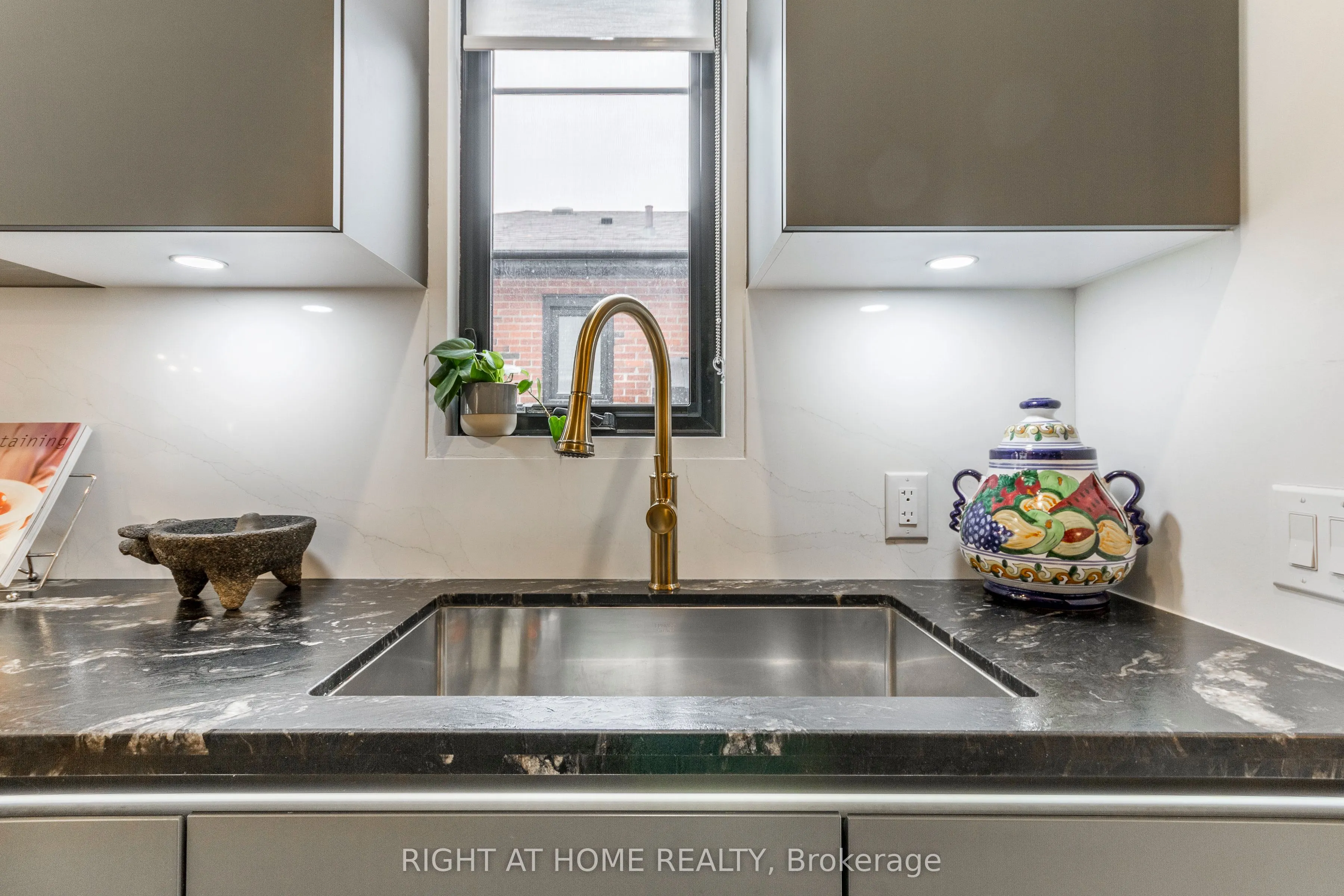 118 Martin Grove Road