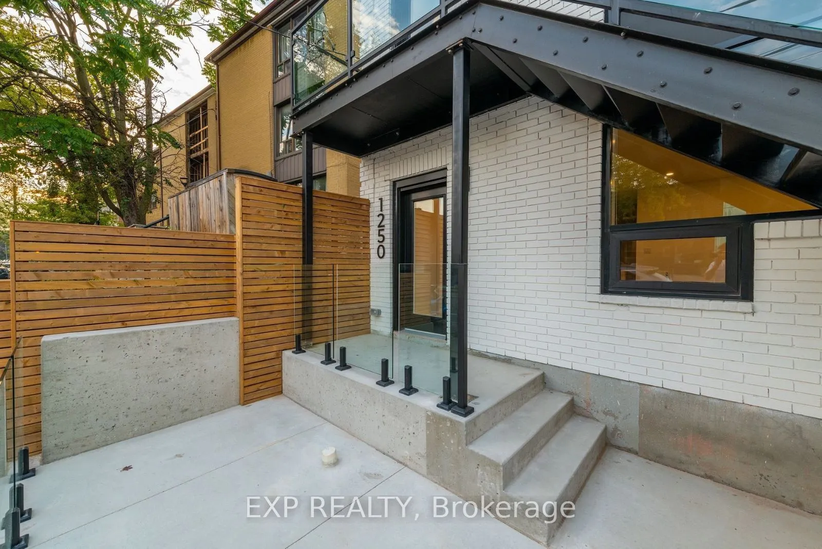 1250 Davenport Avenue, #1