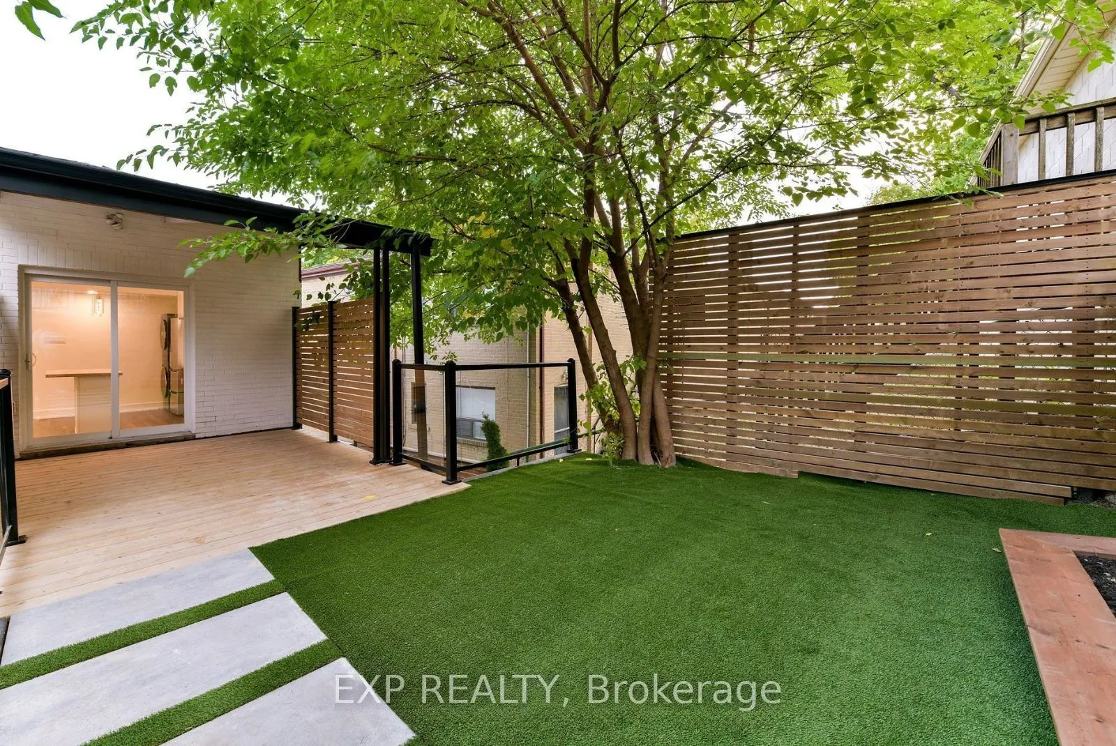 1250 Davenport Avenue, #3
