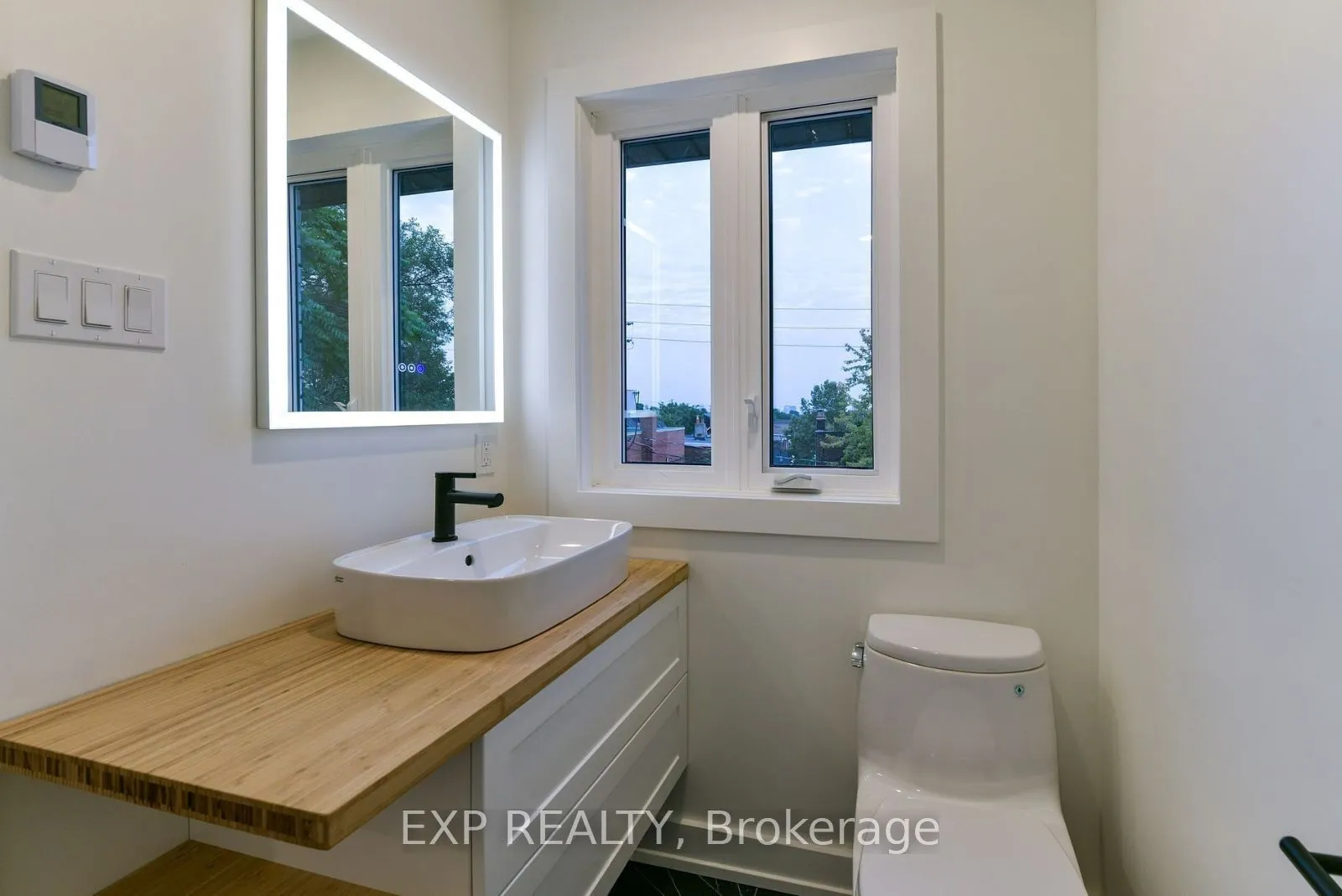 1250 Davenport Avenue, #3