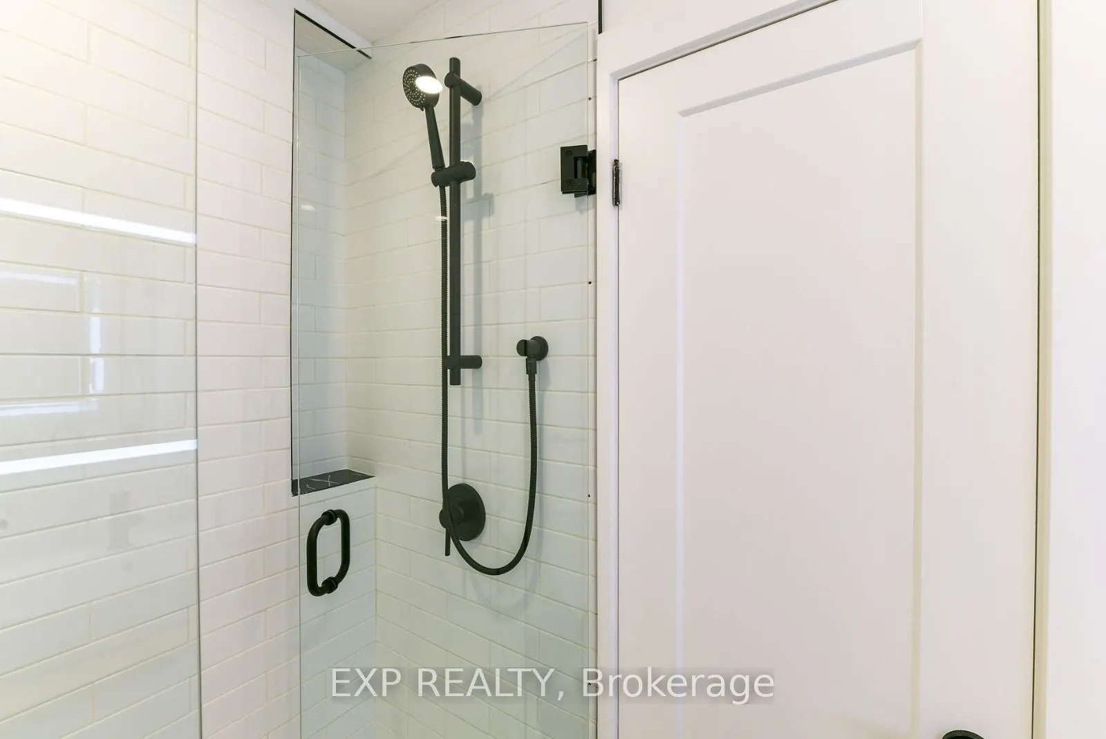 1250 Davenport Avenue, #3