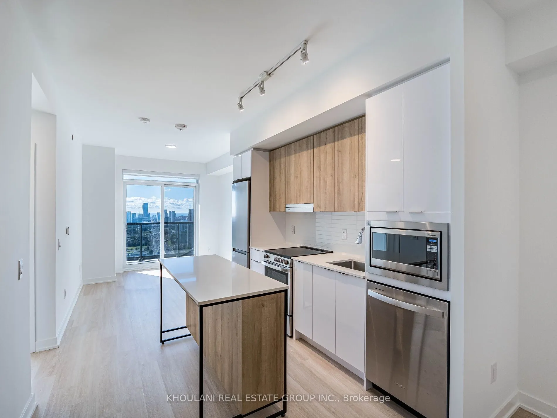 5105 Hurontario Street, #2903