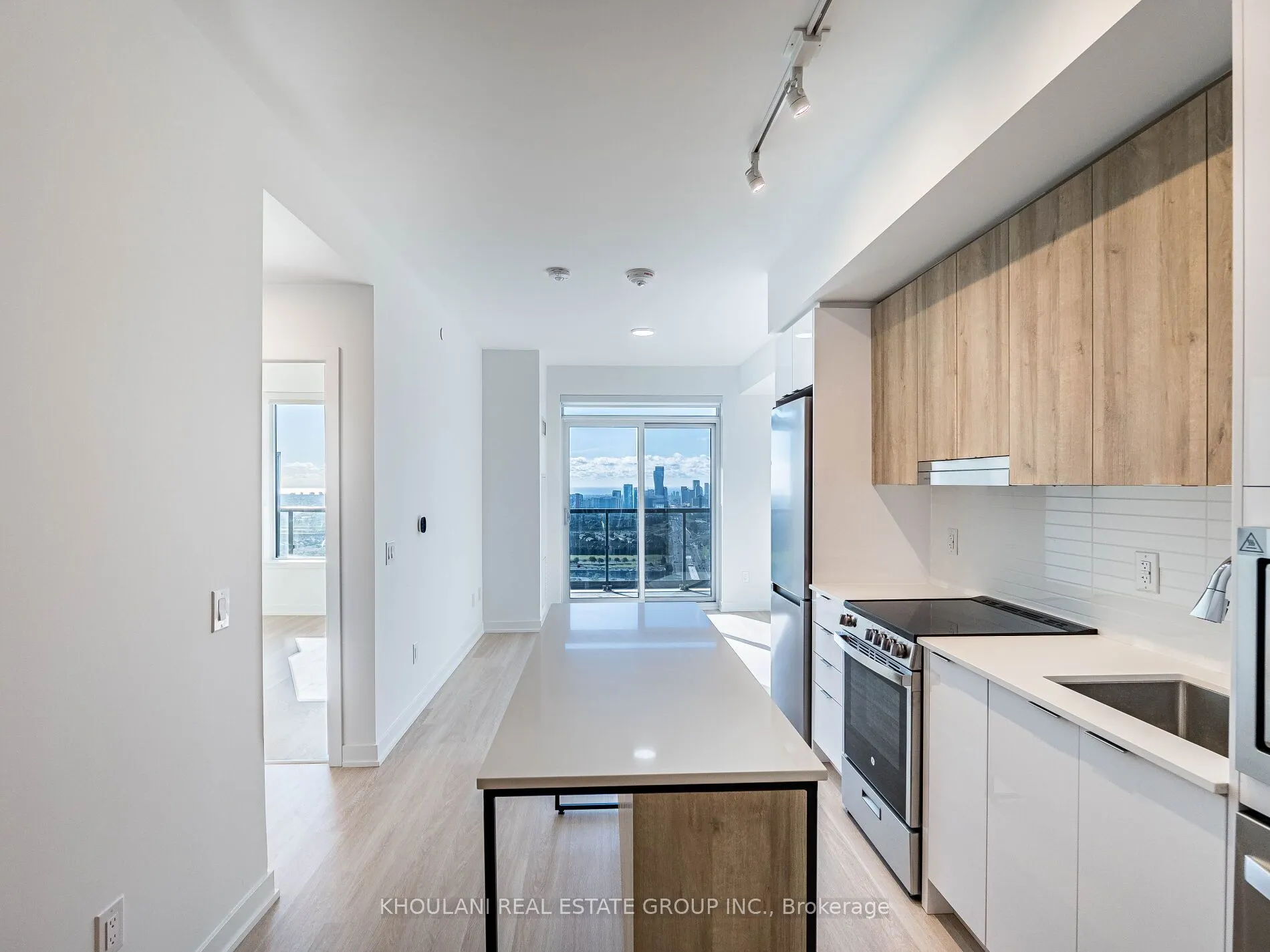 5105 Hurontario Street, #2903