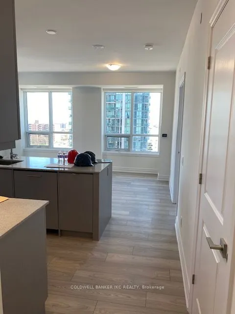36 Elm Drive W, #1004