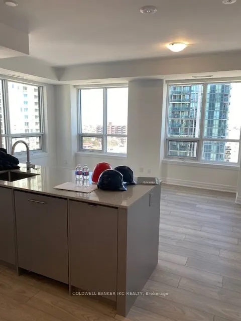 36 Elm Drive W, #1004