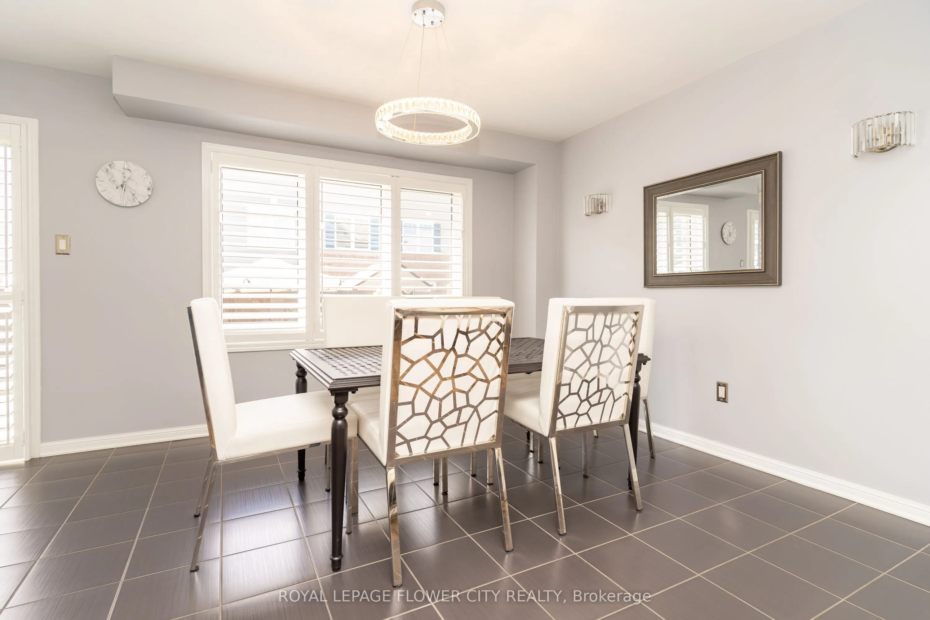 115 Vanhorne Close
