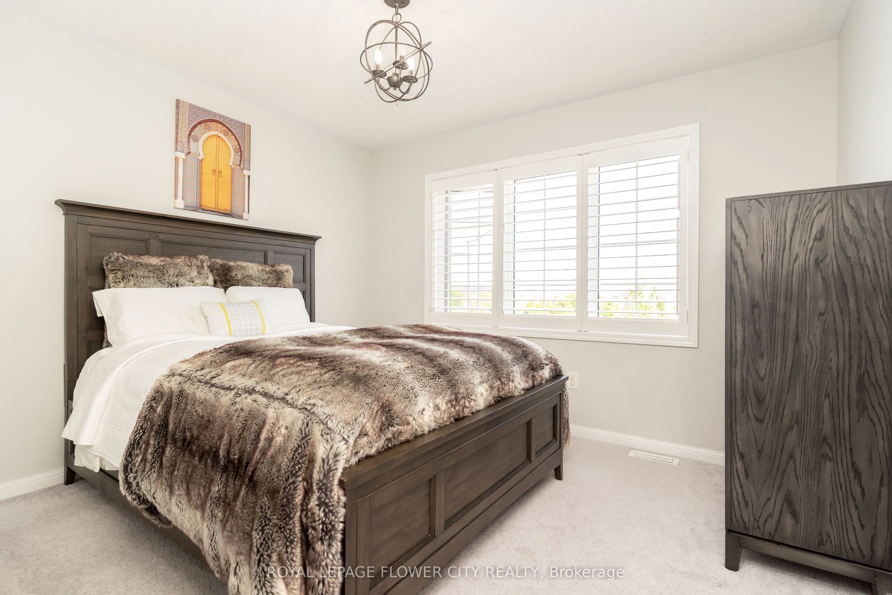 115 Vanhorne Close