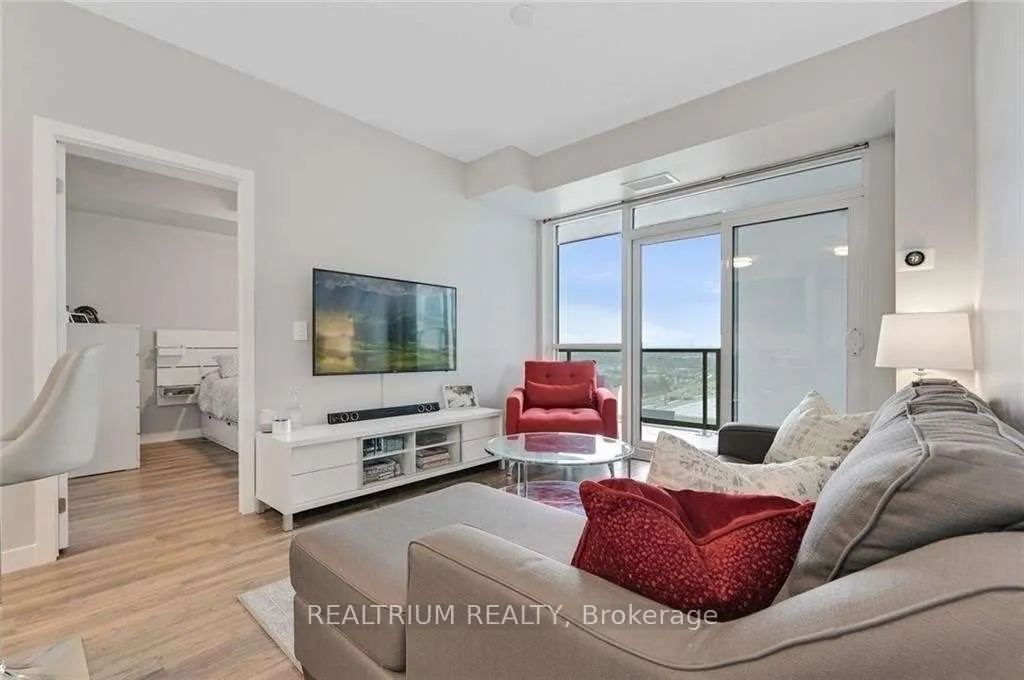 2087 Fairview Street, #1105