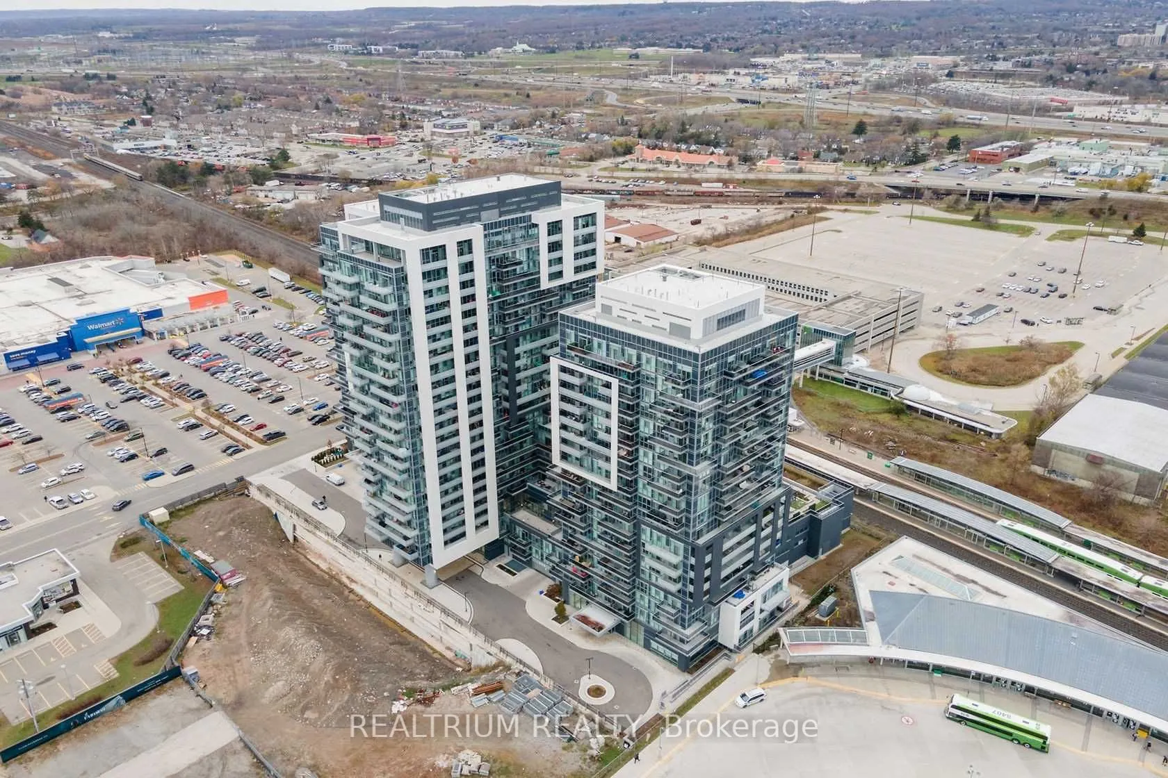 2087 Fairview Street, #1105