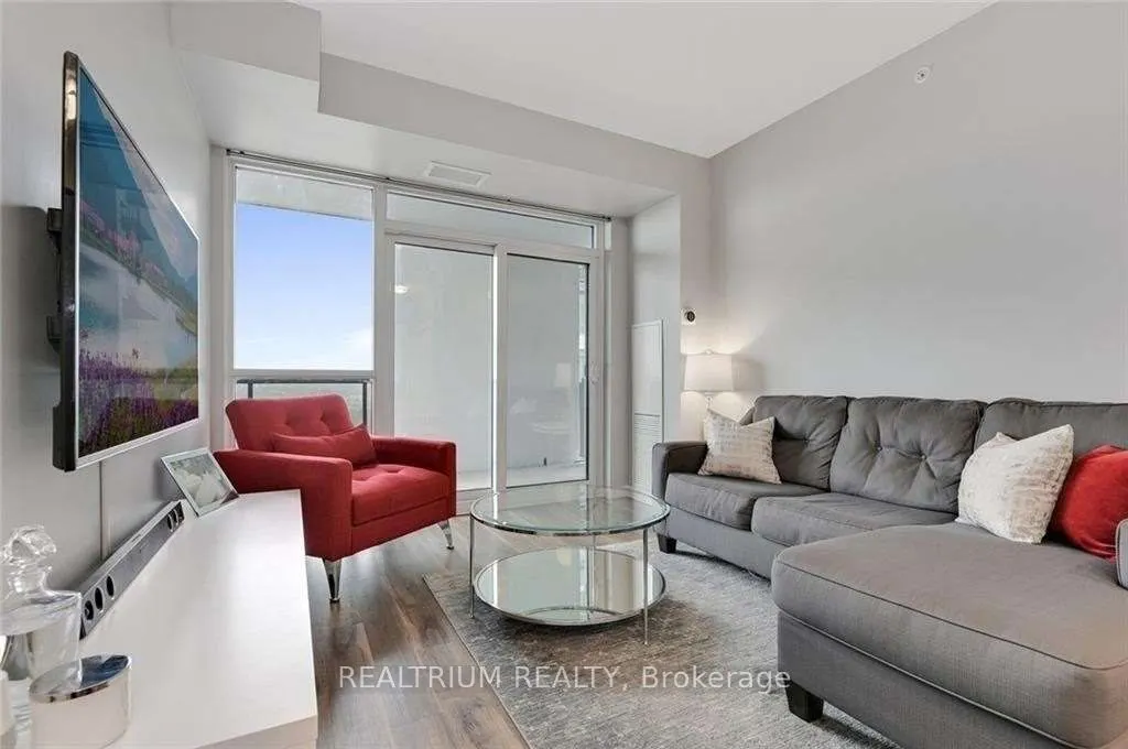 2087 Fairview Street, #1105