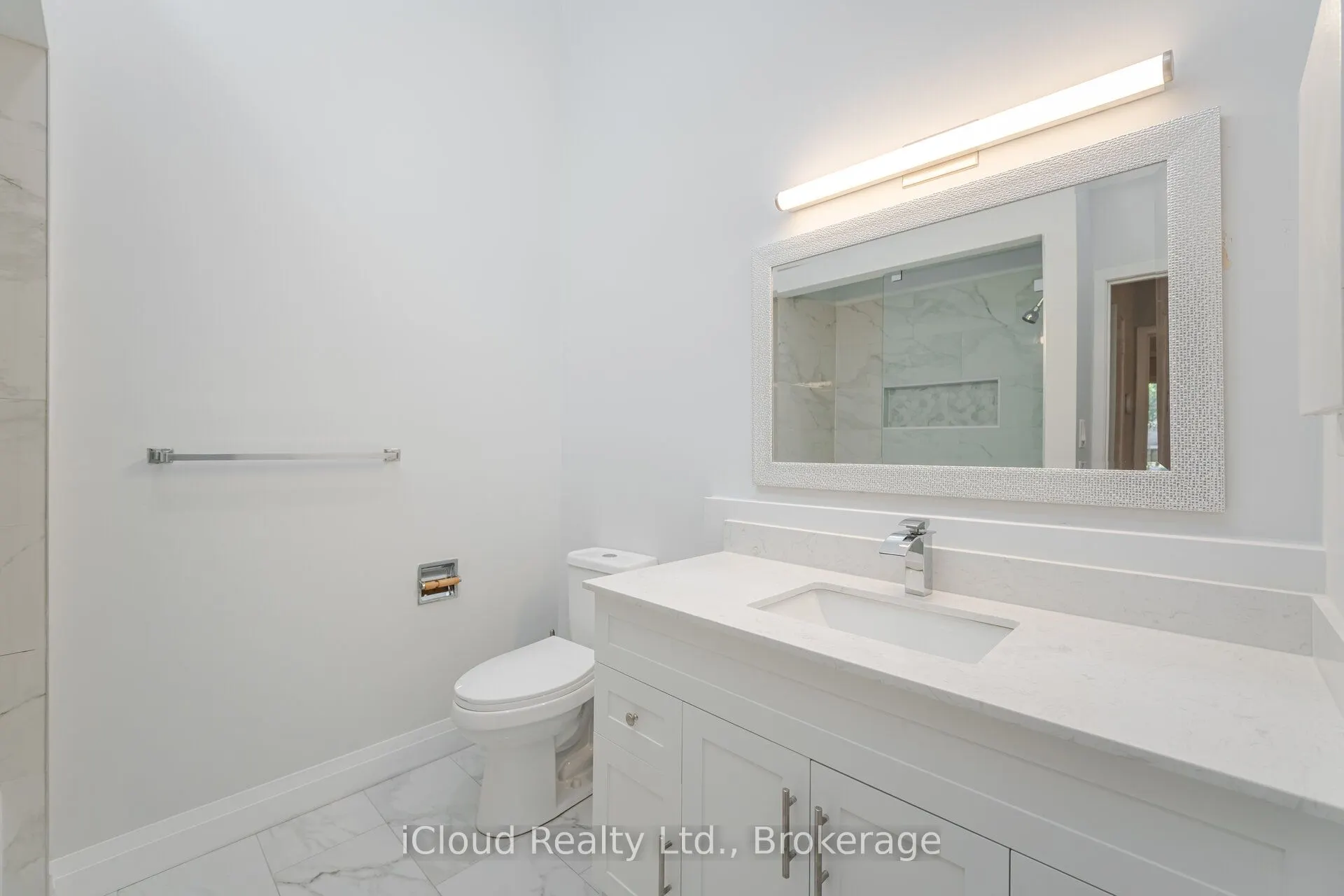 3360 The Credit Woodlands S, #18