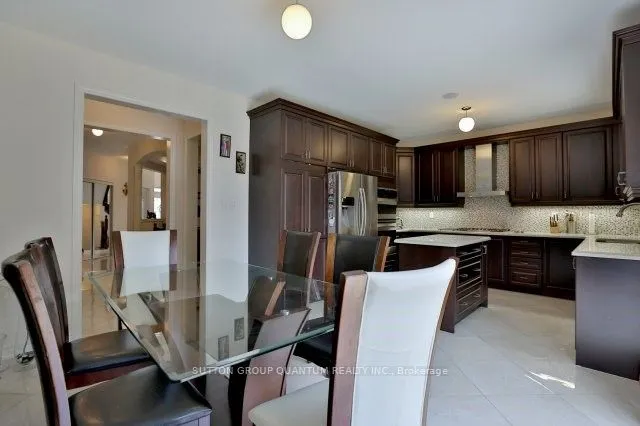 25 Clearfield Drive, #Upper