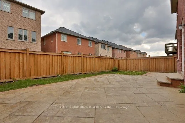 25 Clearfield Drive, #Upper