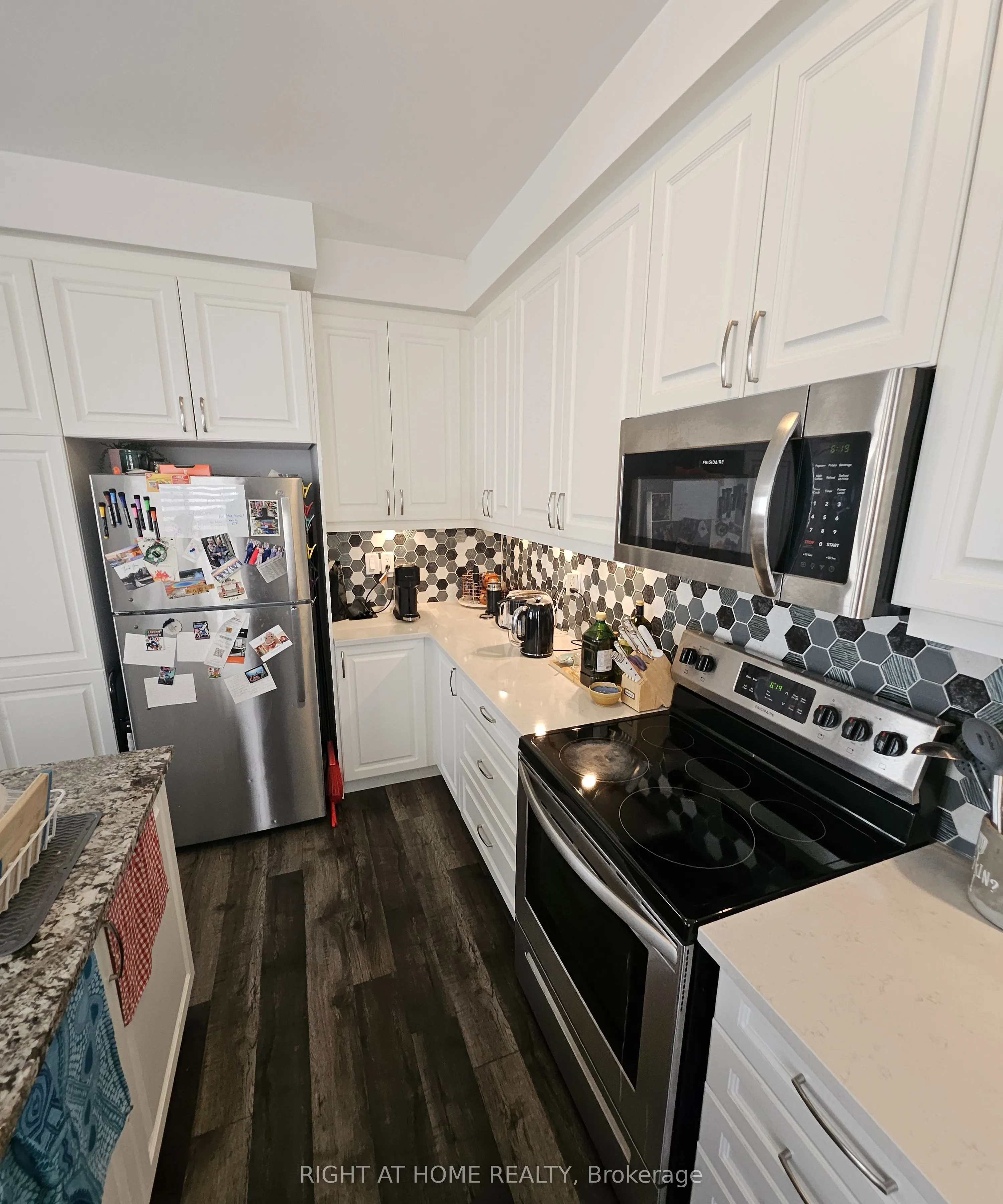 852 Aspen Terrace