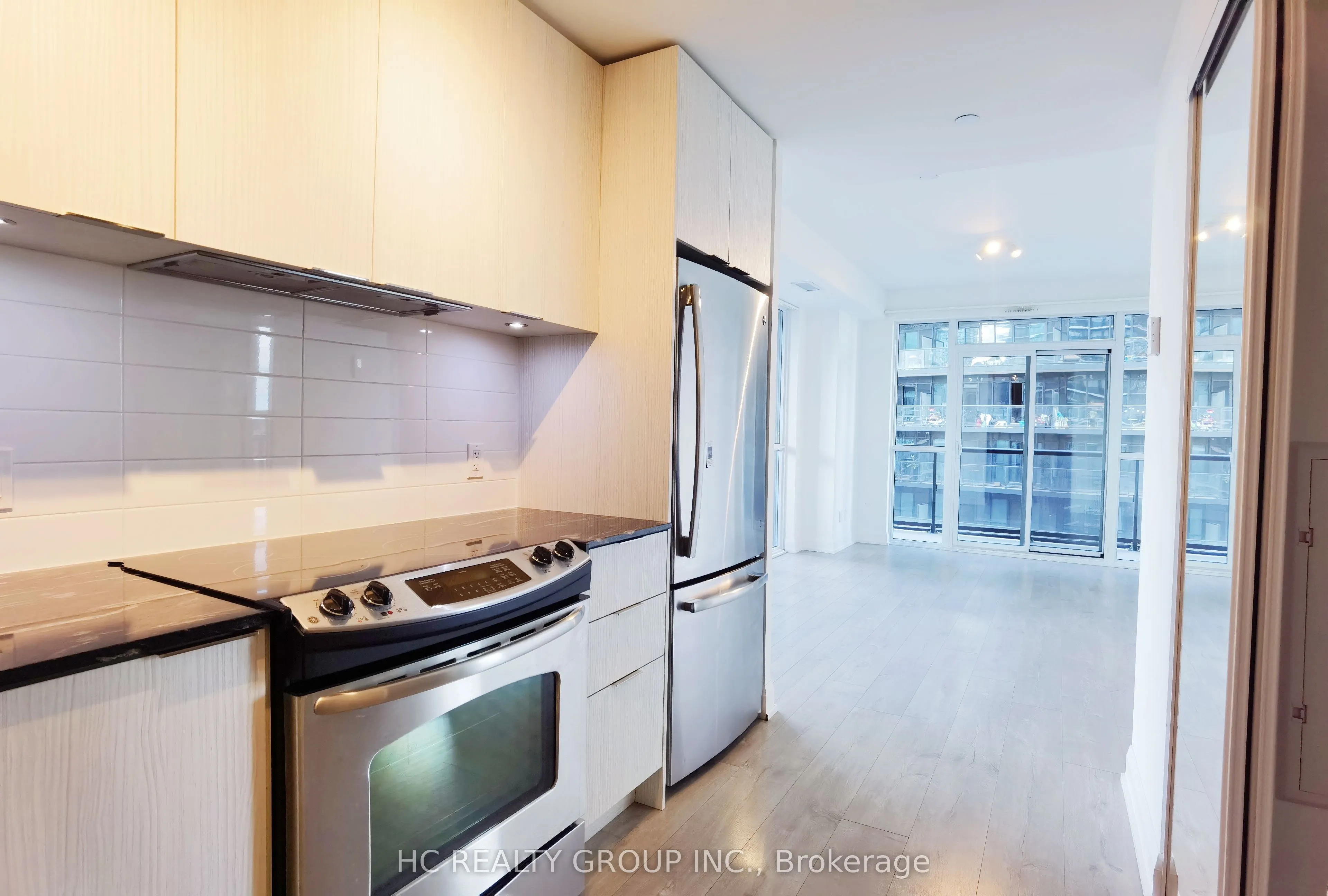 110 Marine Parade Drive, #909