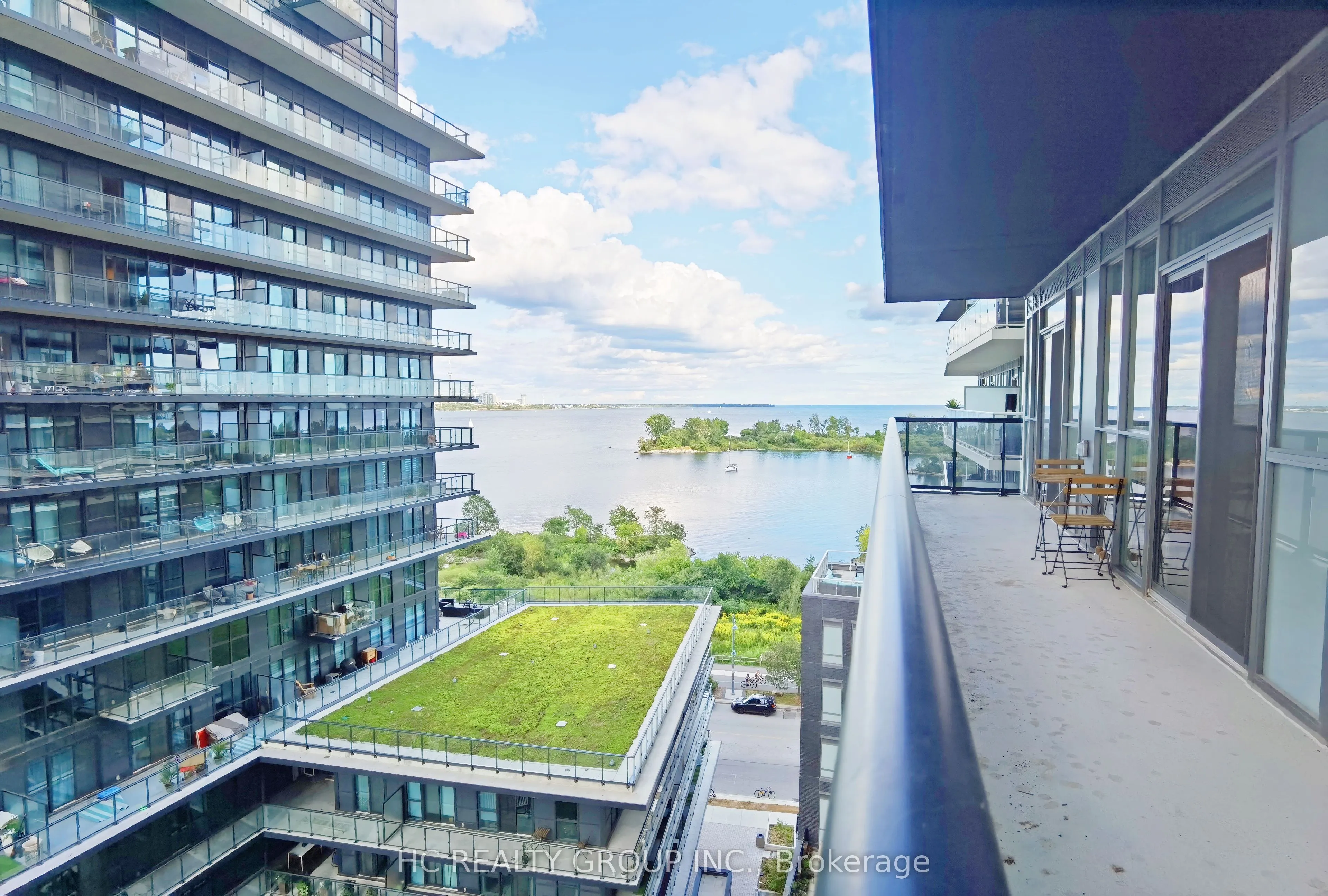 110 Marine Parade Drive, #909
