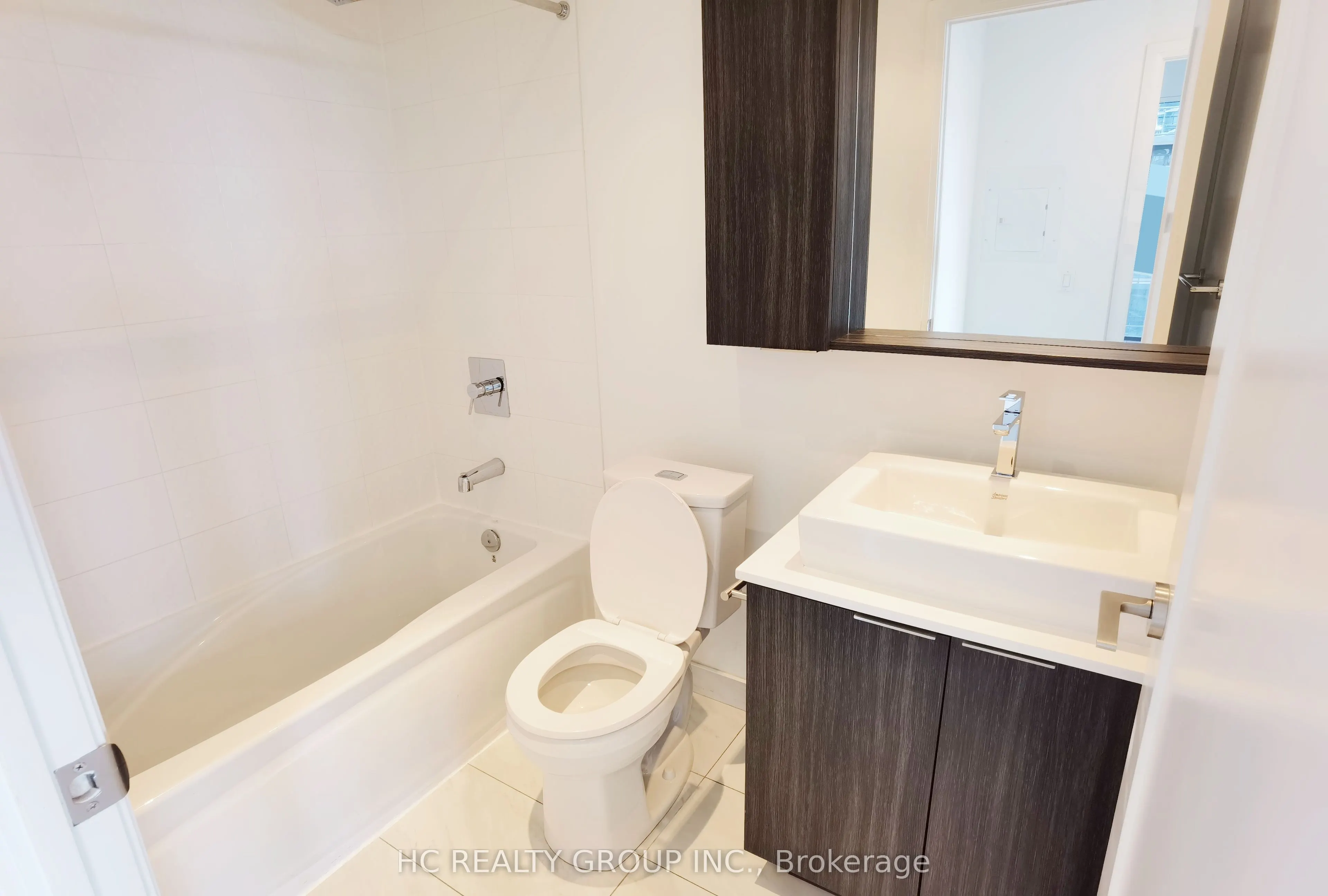 110 Marine Parade Drive, #909