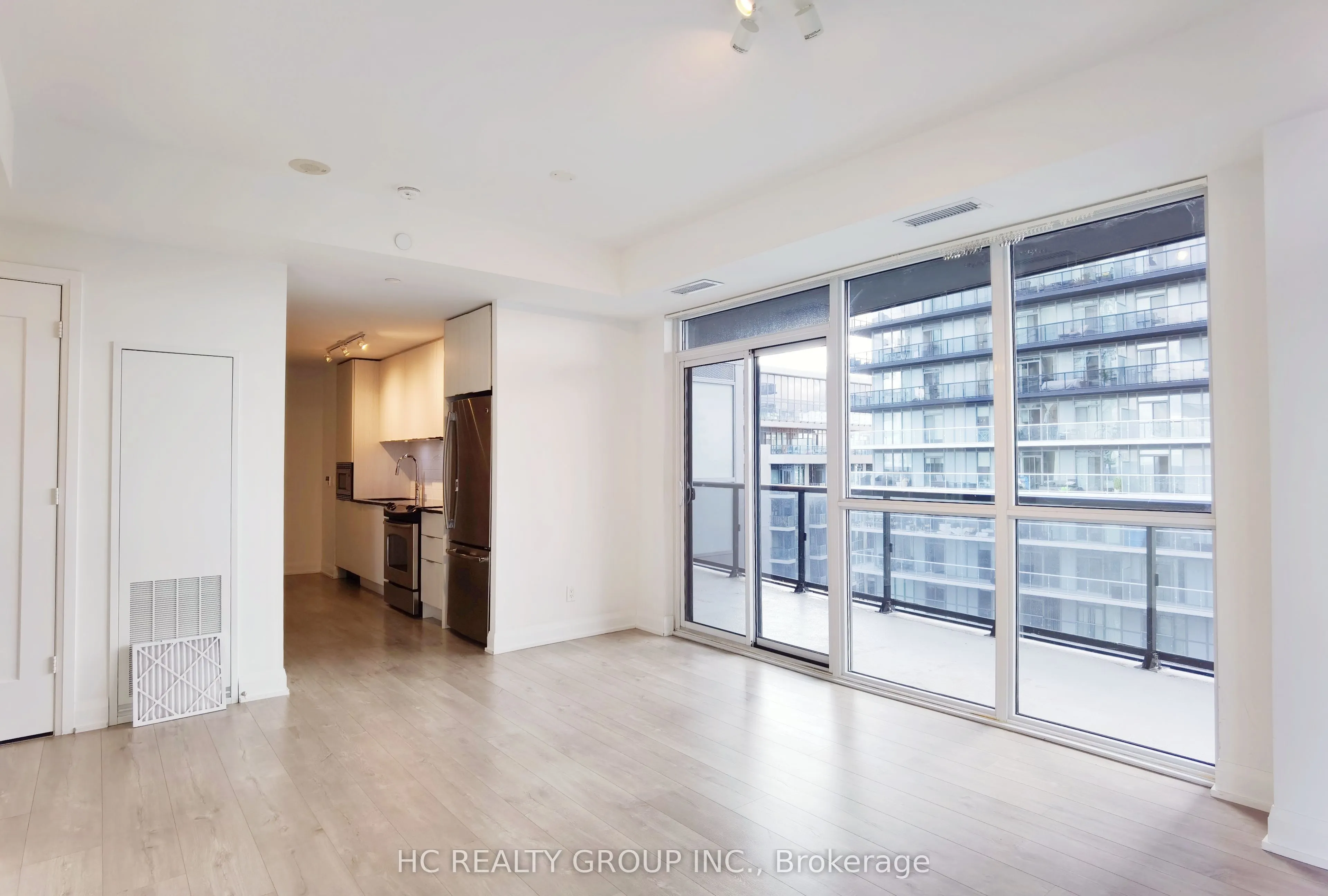 110 Marine Parade Drive, #909