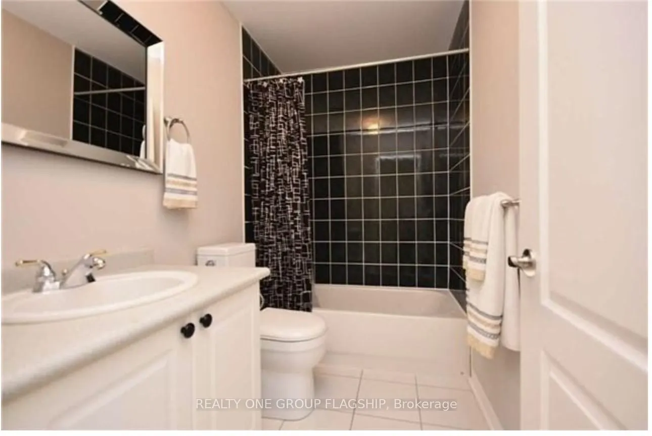 5530 Glen Erin Drive, #166