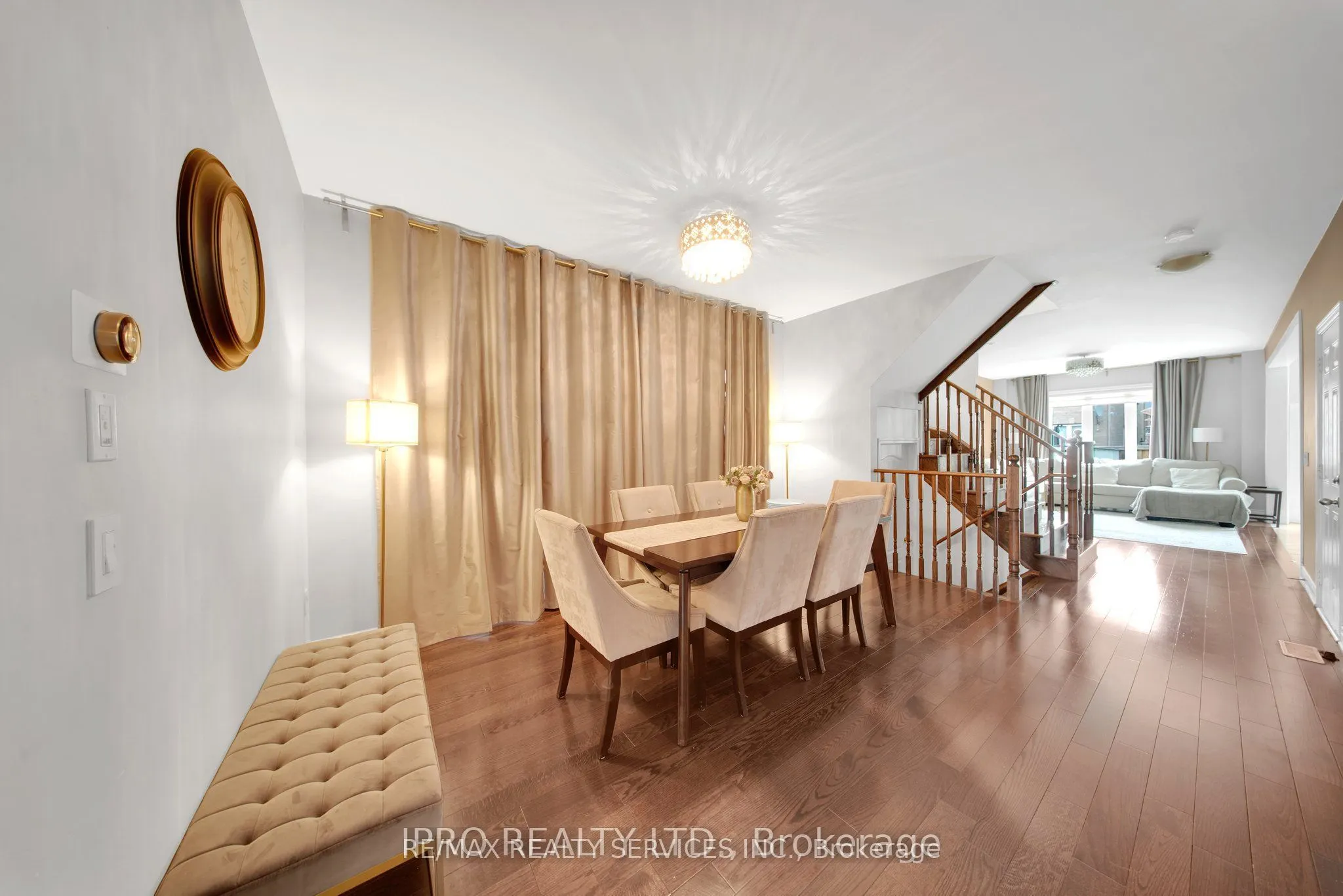 12 Goodsway Street