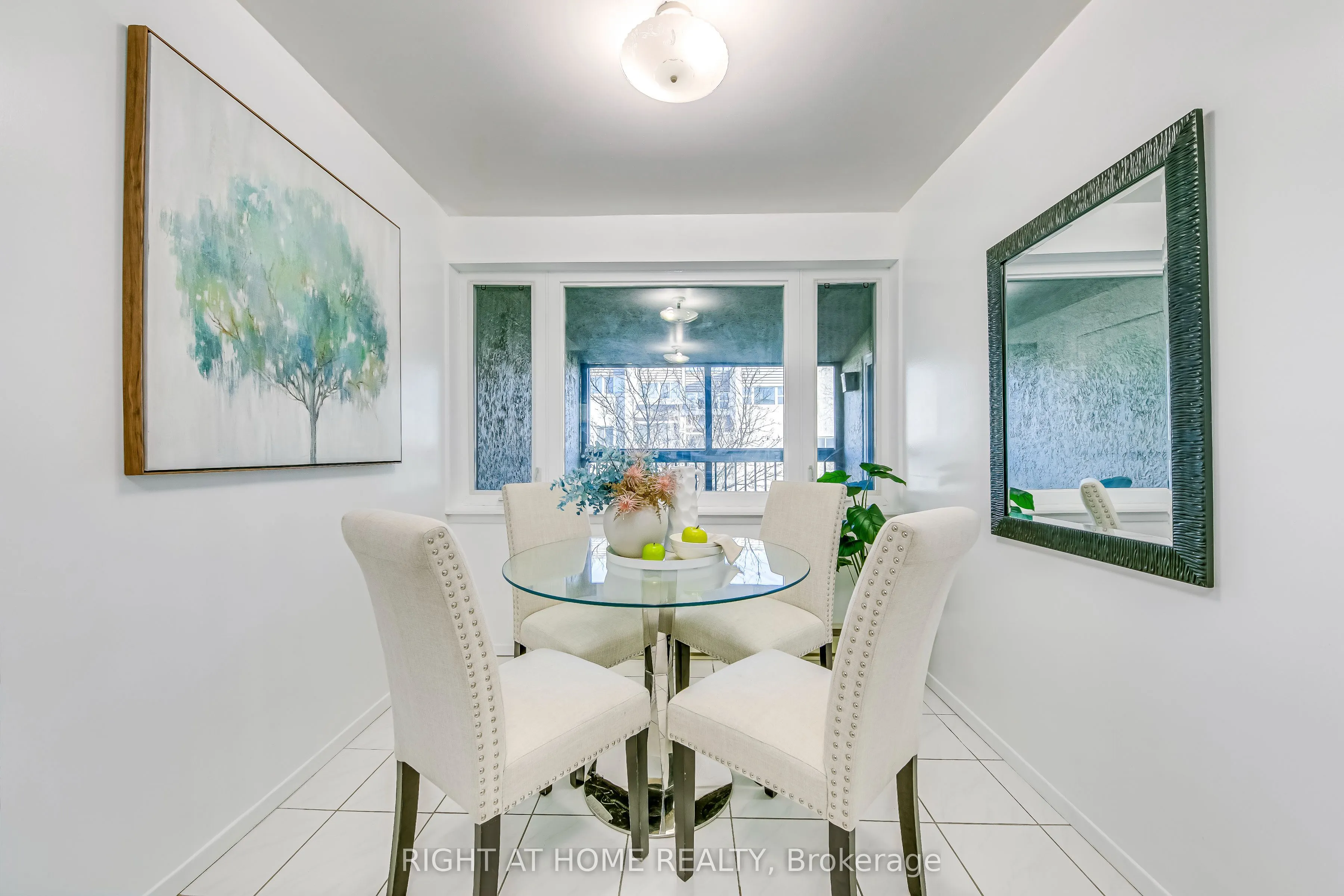 1055 Dundas Street E, #202