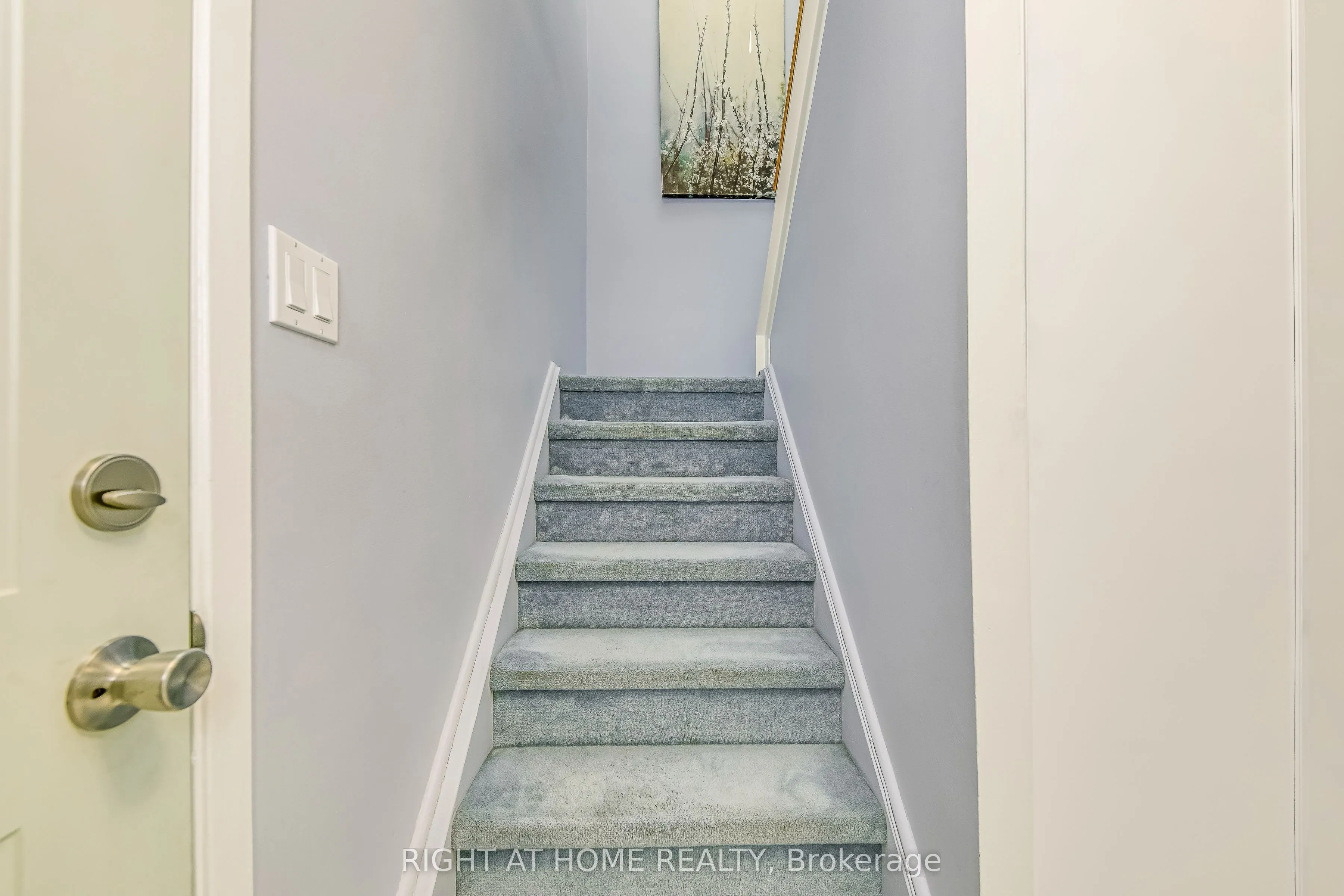 1055 Dundas Street E, #202