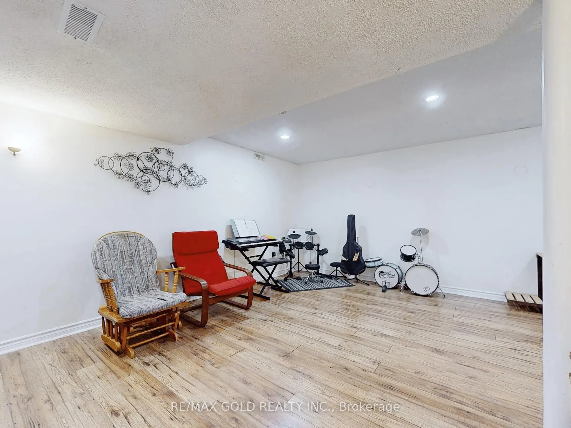 172 Desert Sand Drive
