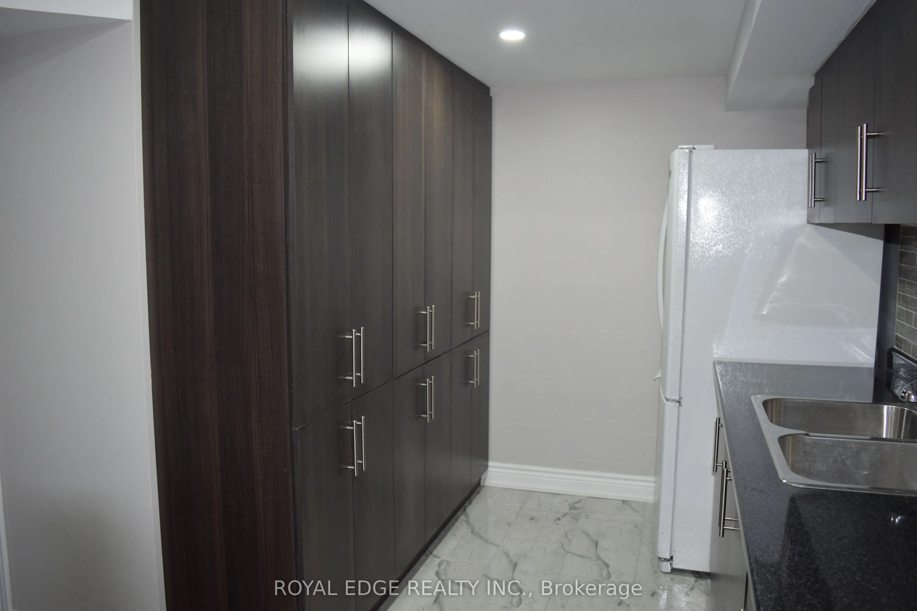 299 Ironside Drive, #Bsmt