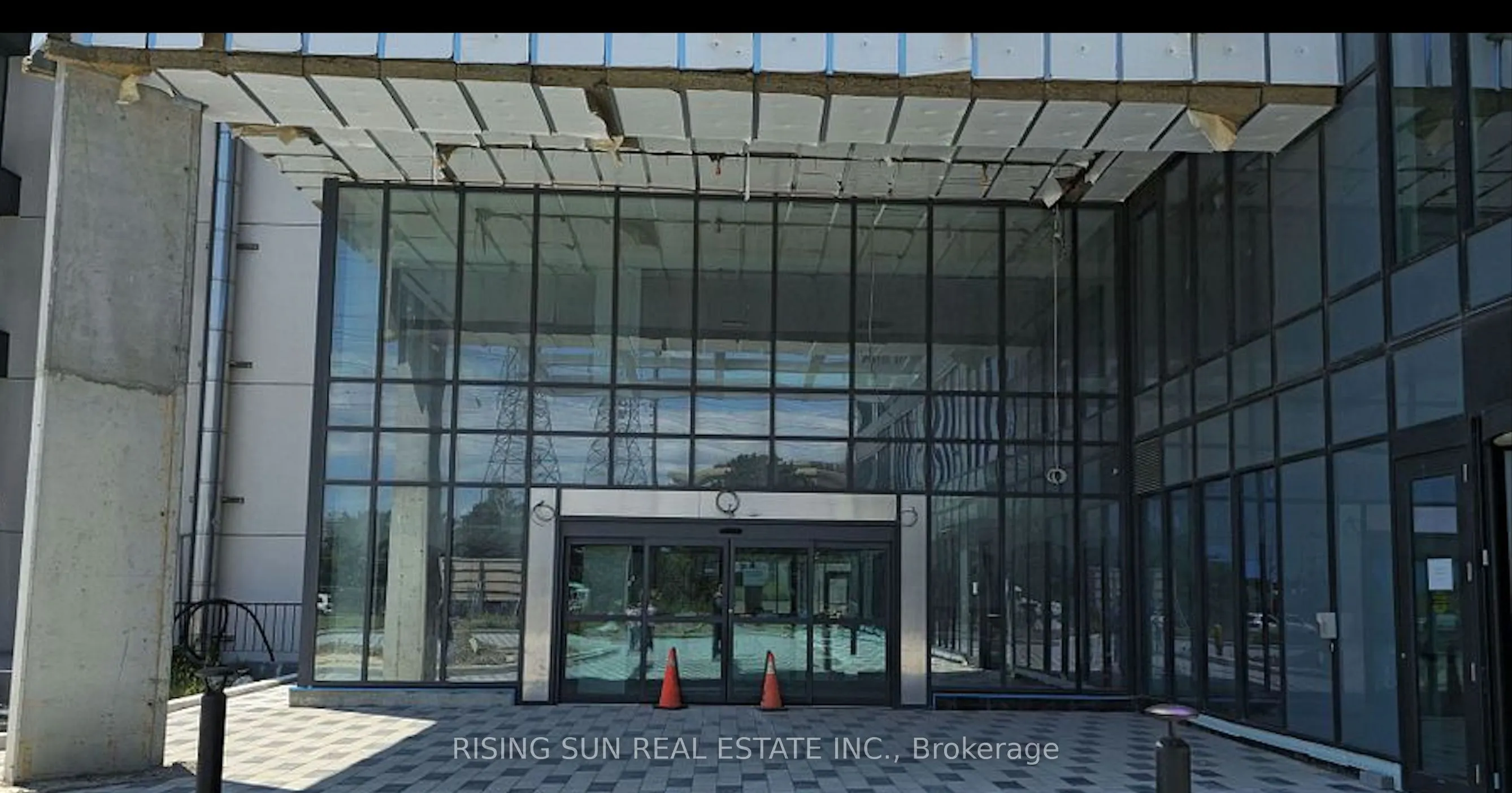600 Dixon Road, #120 & 121